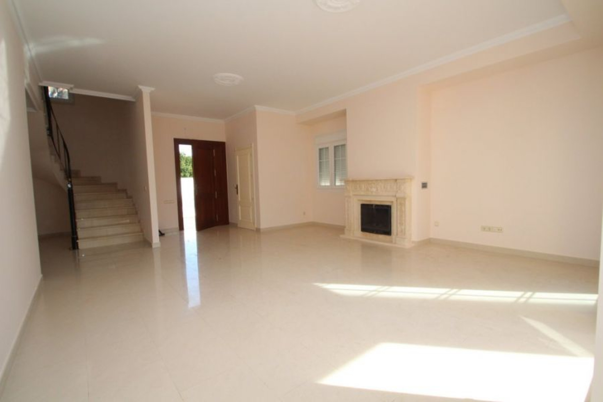 Odsprzedaż - Villa - Orihuela Costa - Cabo Roig