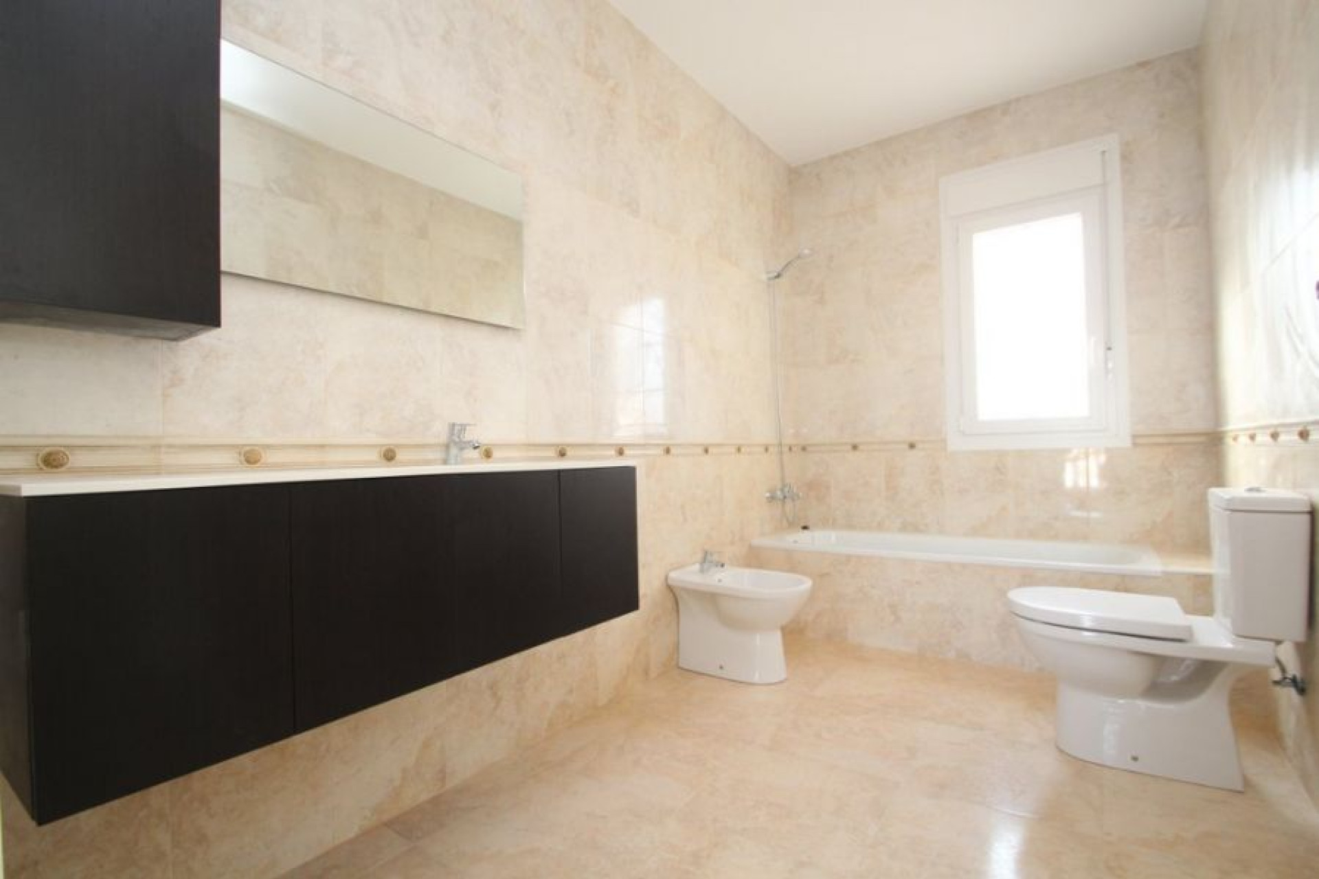 Odsprzedaż - Villa - Orihuela Costa - Cabo Roig