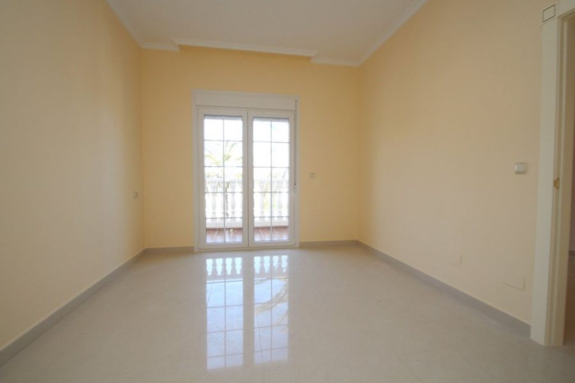 Odsprzedaż - Villa - Orihuela Costa - Cabo Roig