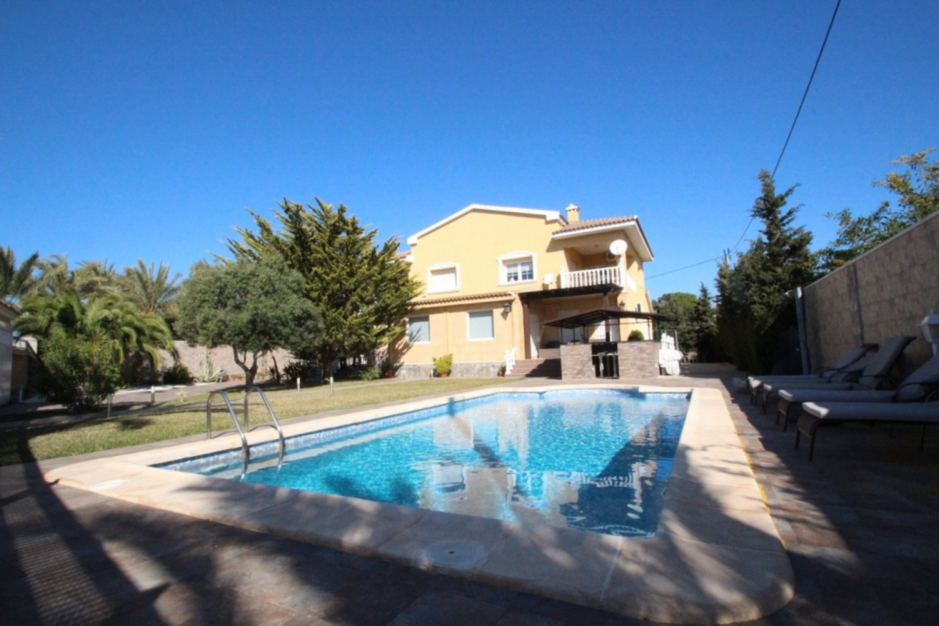 Odsprzedaż - Villa - Orihuela Costa - Cabo Roig