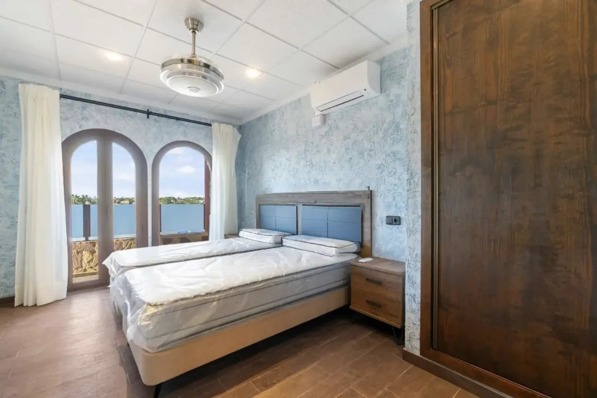 Odsprzedaż - Villa - Orihuela Costa - La Zenia