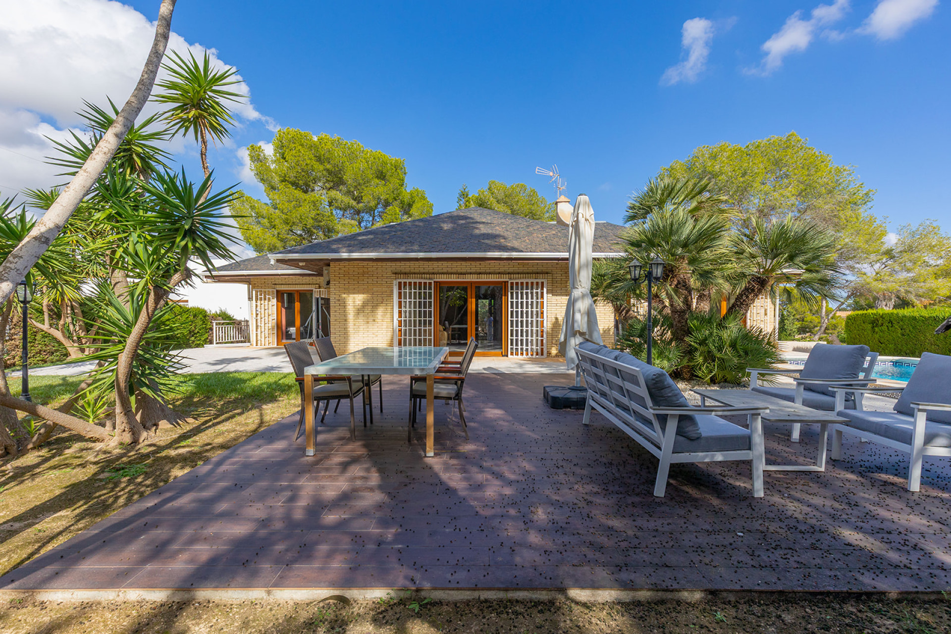 Odsprzedaż - Villa - Orihuela Costa - Las Filipinas