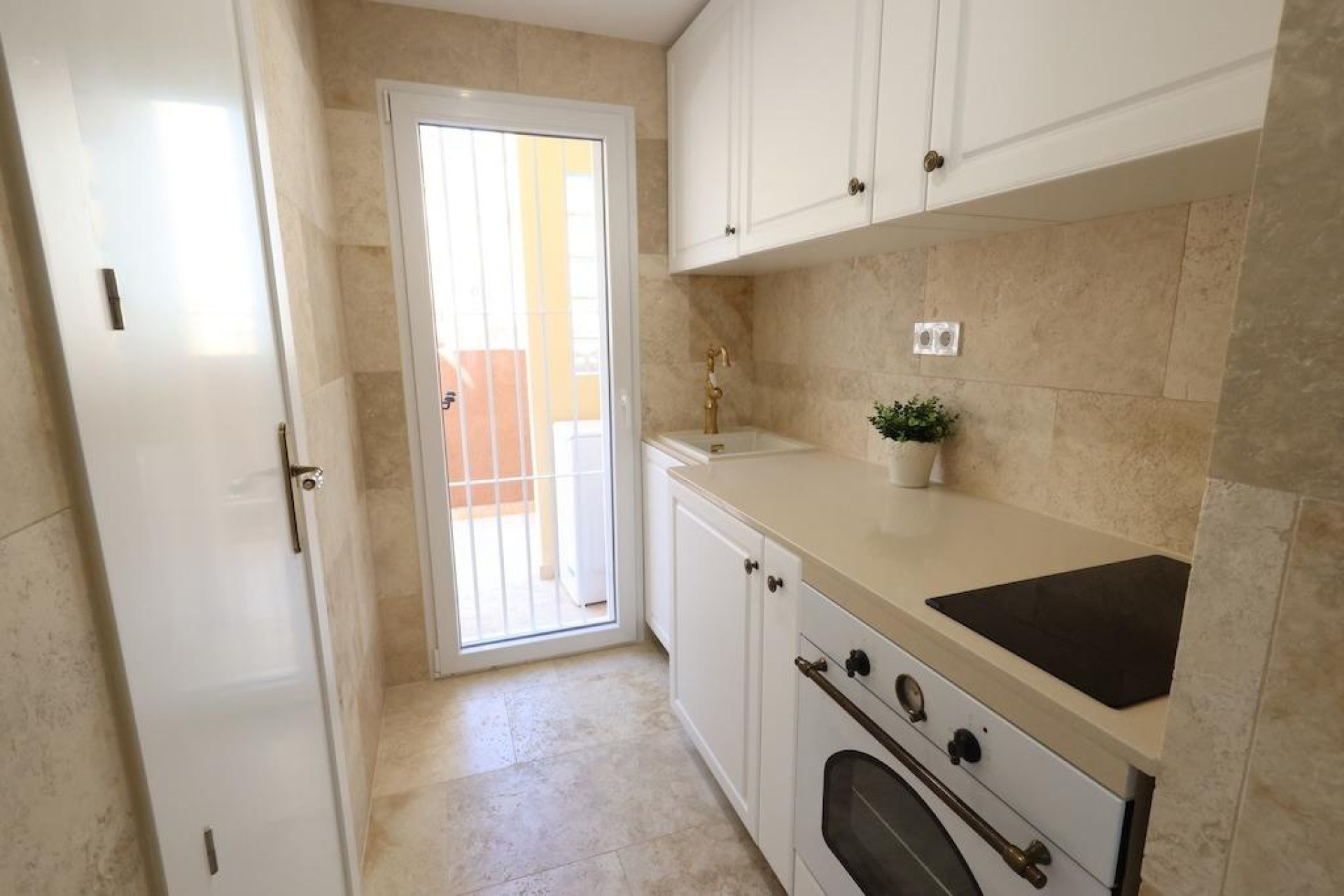 Odsprzedaż - Villa - Orihuela Costa - Las Filipinas