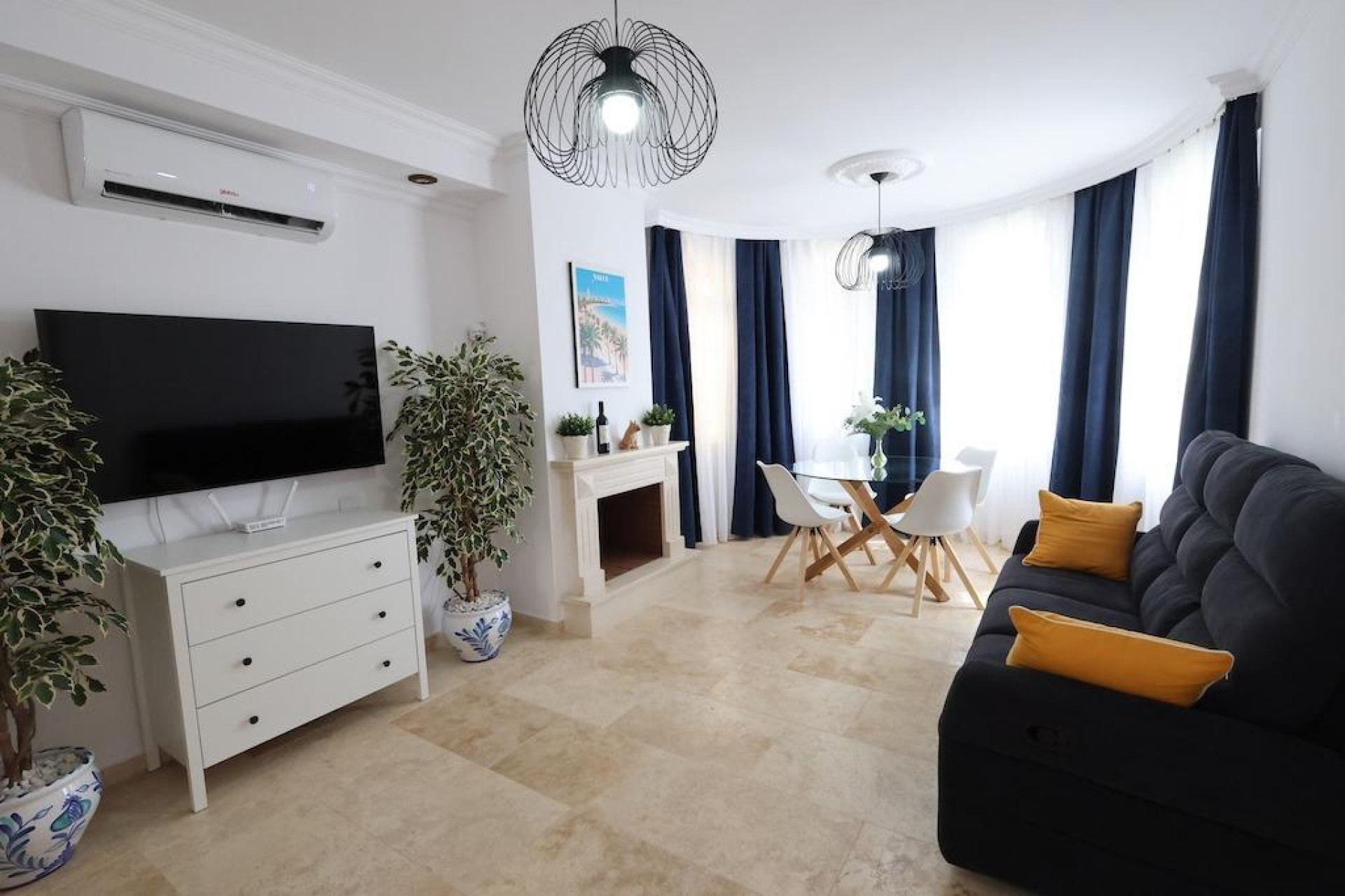 Odsprzedaż - Villa - Orihuela Costa - Las Filipinas