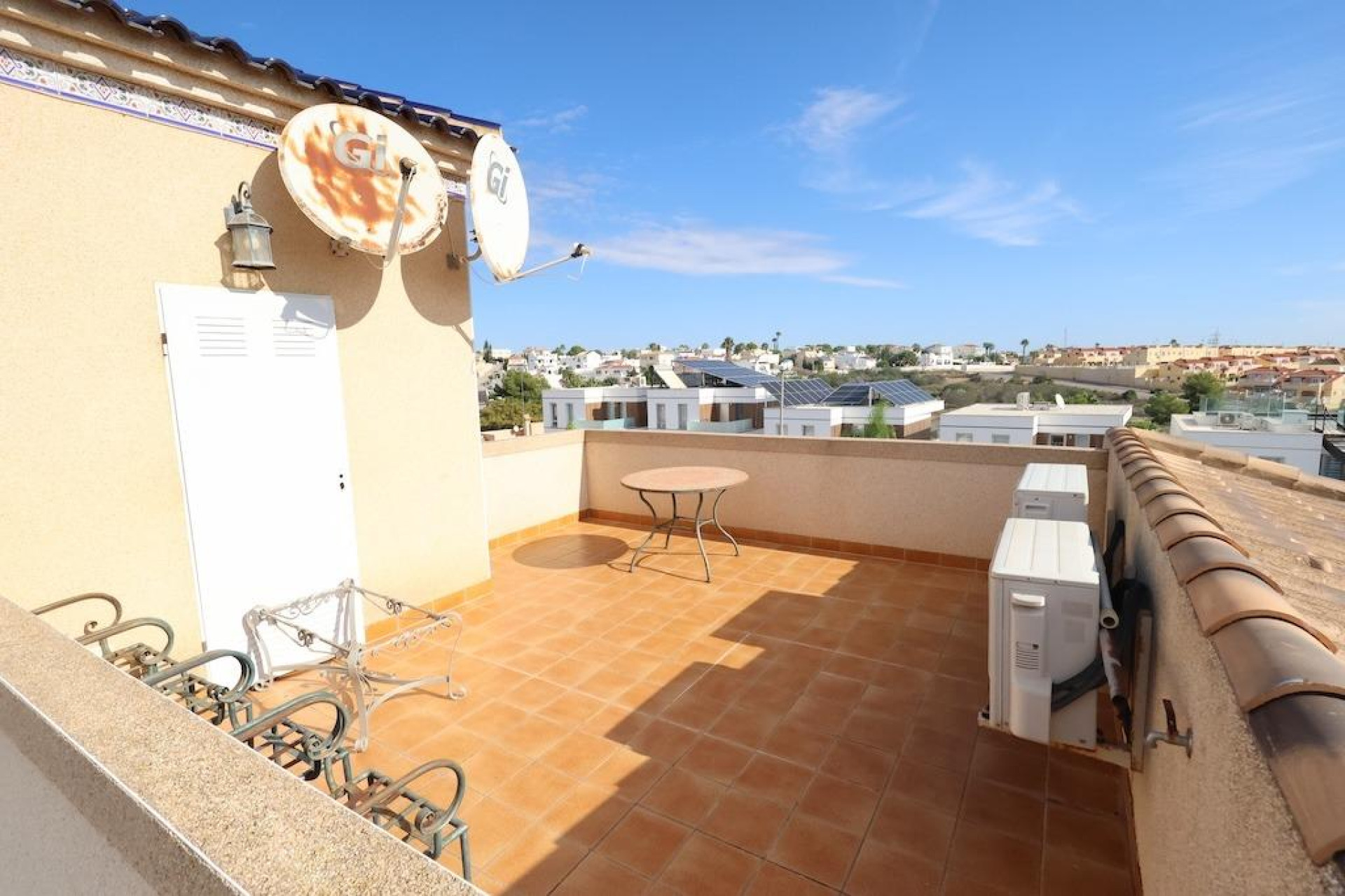 Odsprzedaż - Villa - Orihuela Costa - Las Filipinas