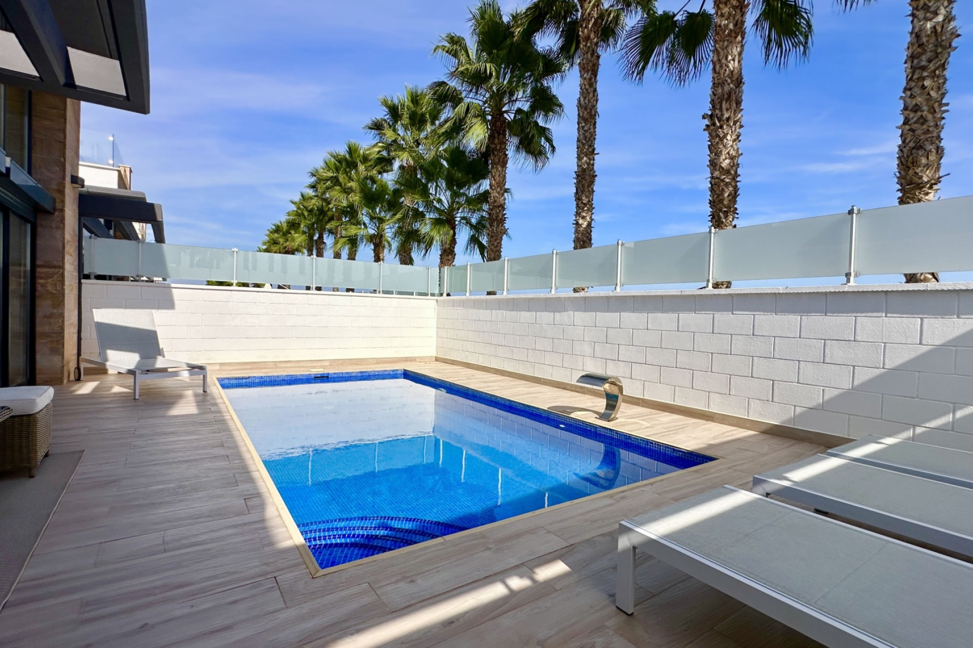 Odsprzedaż - Villa - Orihuela Costa - Lomas de Cabo Roig