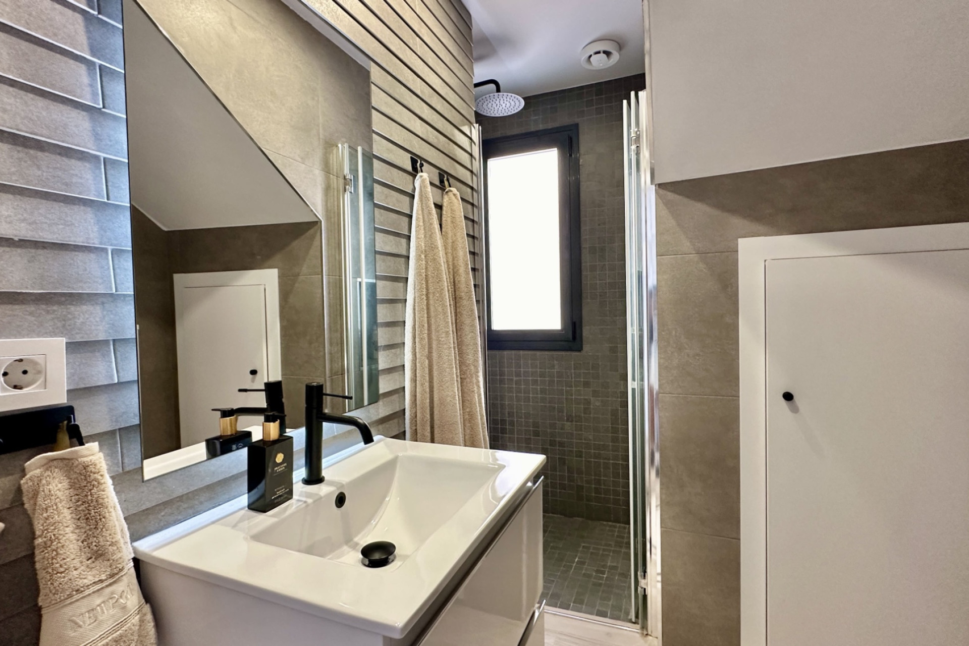 Odsprzedaż - Villa - Orihuela Costa - Lomas de Cabo Roig