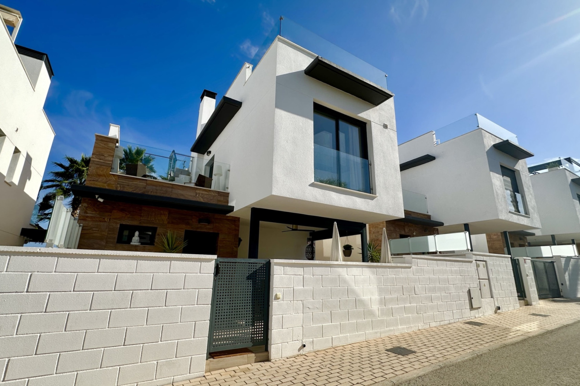 Odsprzedaż - Villa - Orihuela Costa - Lomas de Cabo Roig