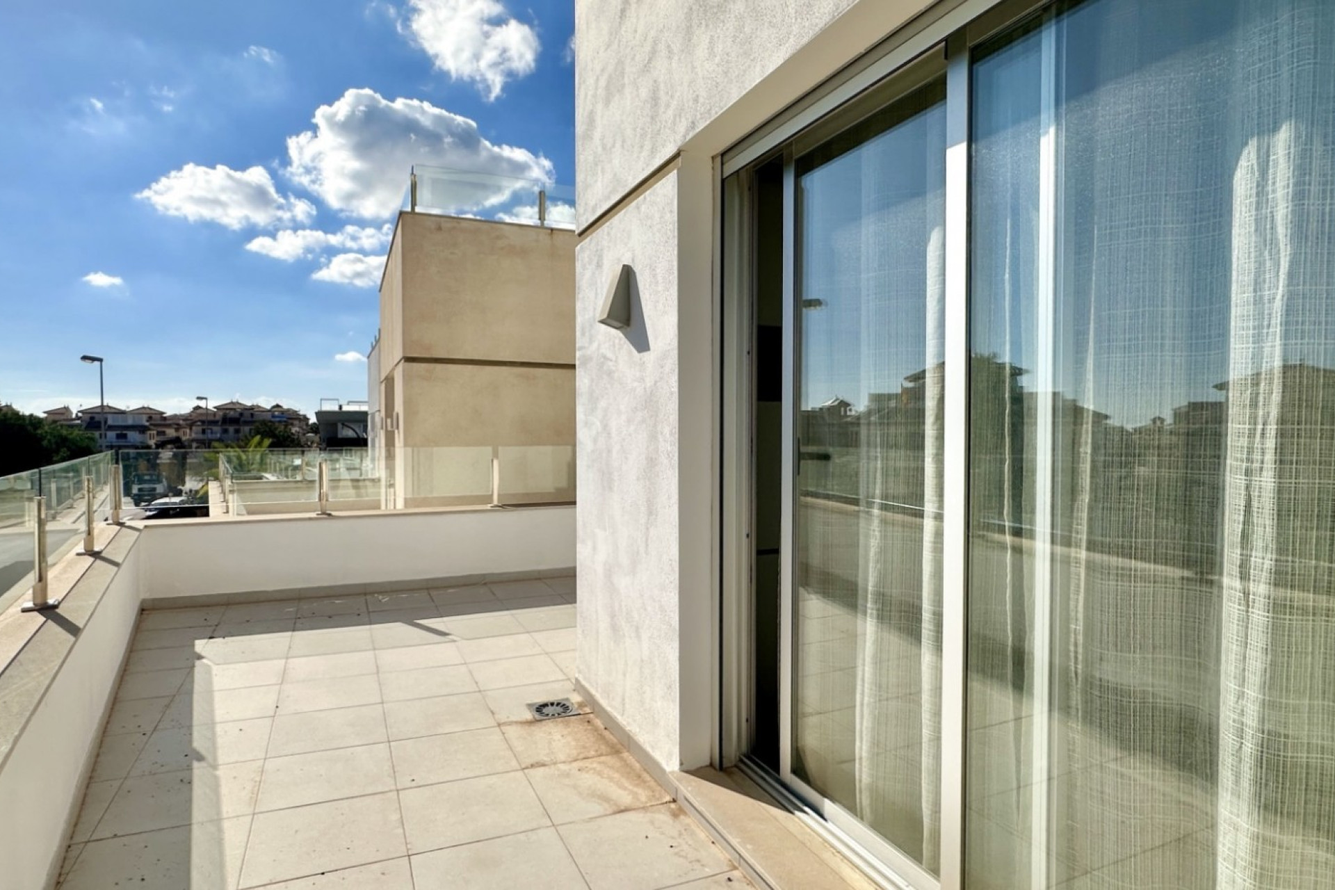 Odsprzedaż - Villa - Orihuela Costa - Lomas de Cabo Roig