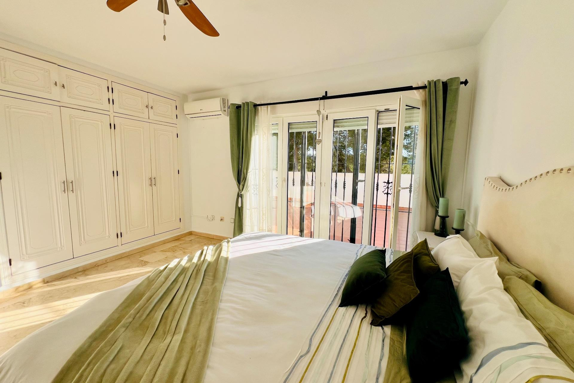 Odsprzedaż - Villa - Orihuela Costa - Lomas de Campoamor-Las Ramblas