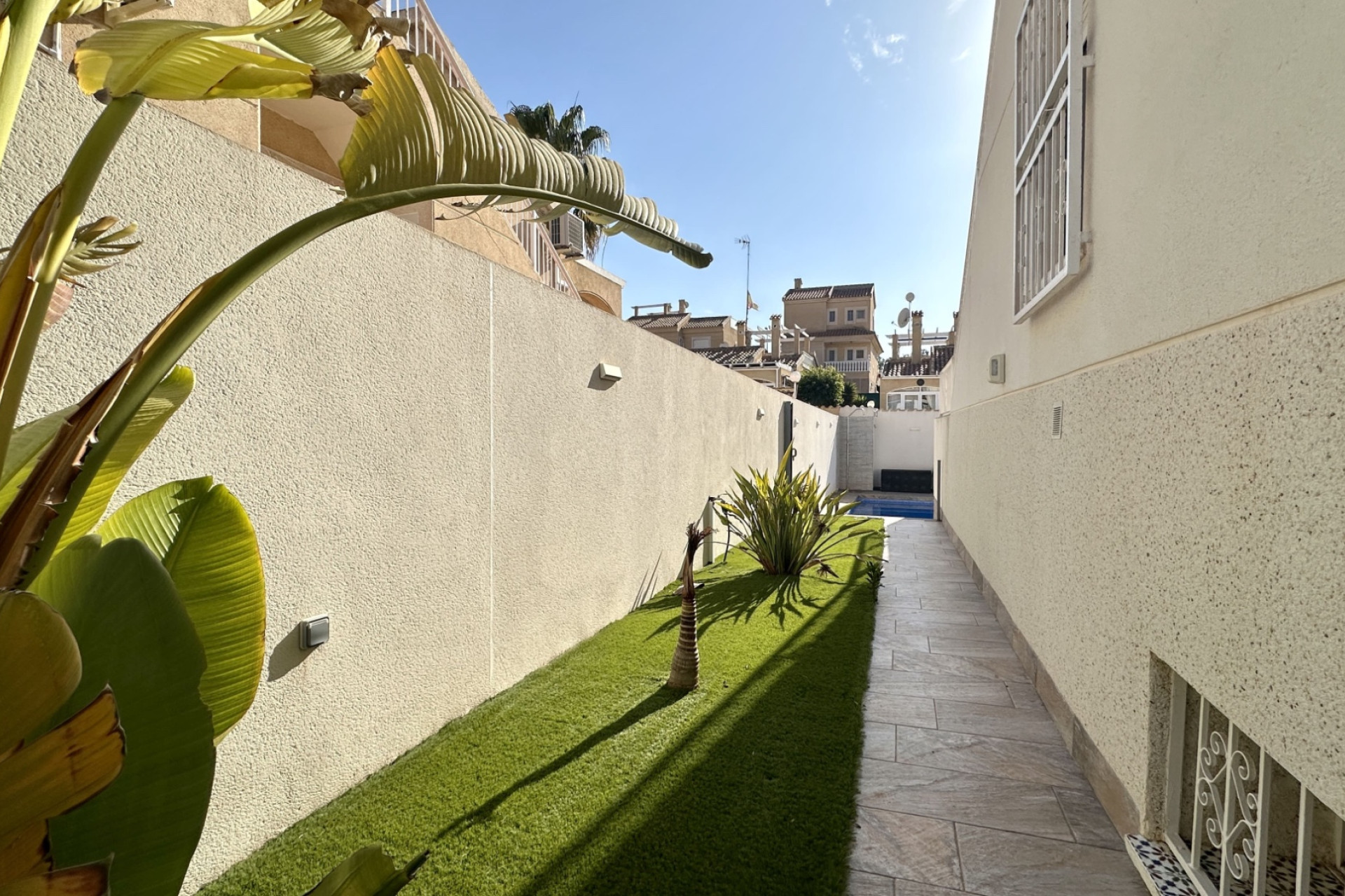 Odsprzedaż - Villa - Orihuela Costa - Los Altos