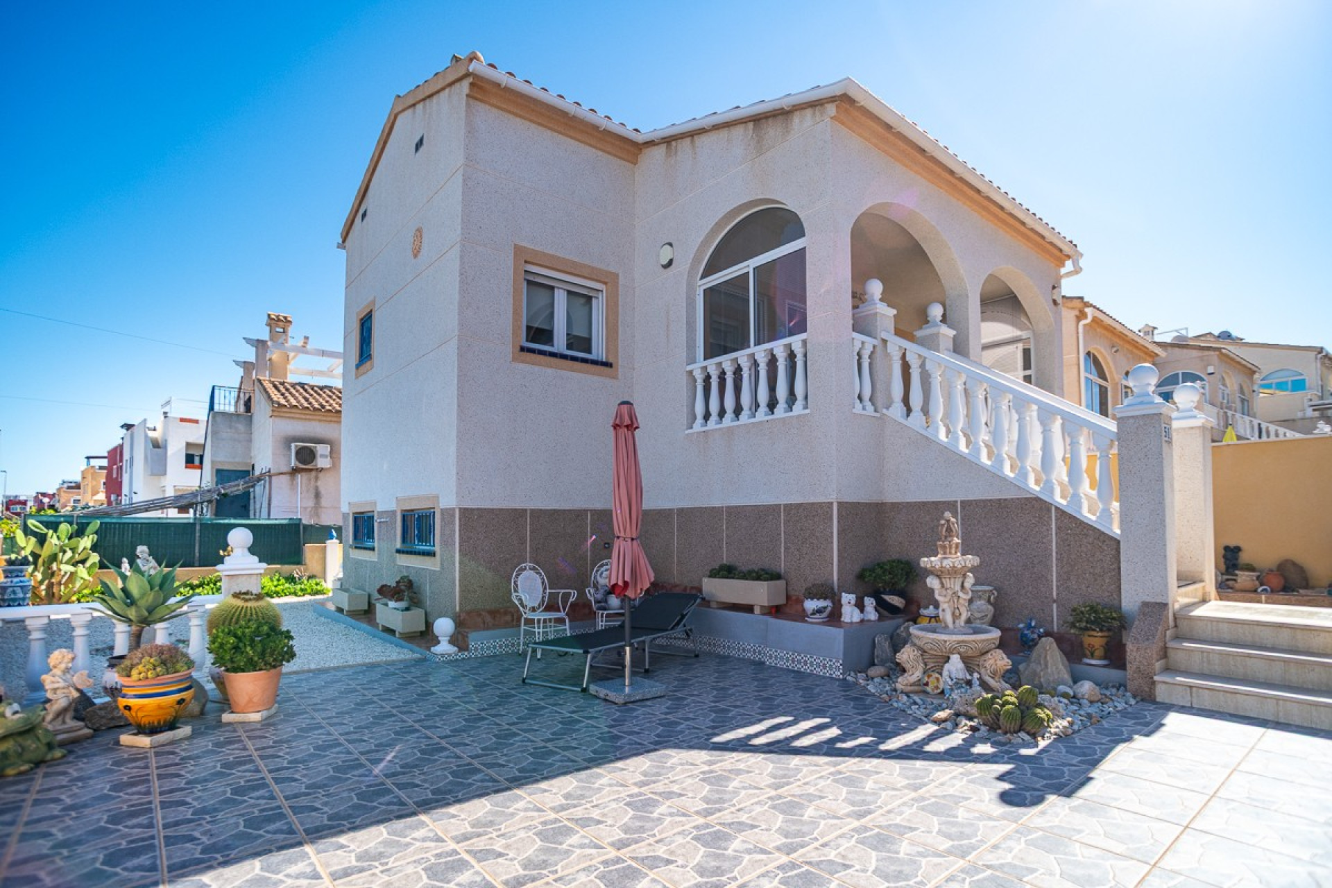 Odsprzedaż - Villa - Orihuela Costa - Los Altos