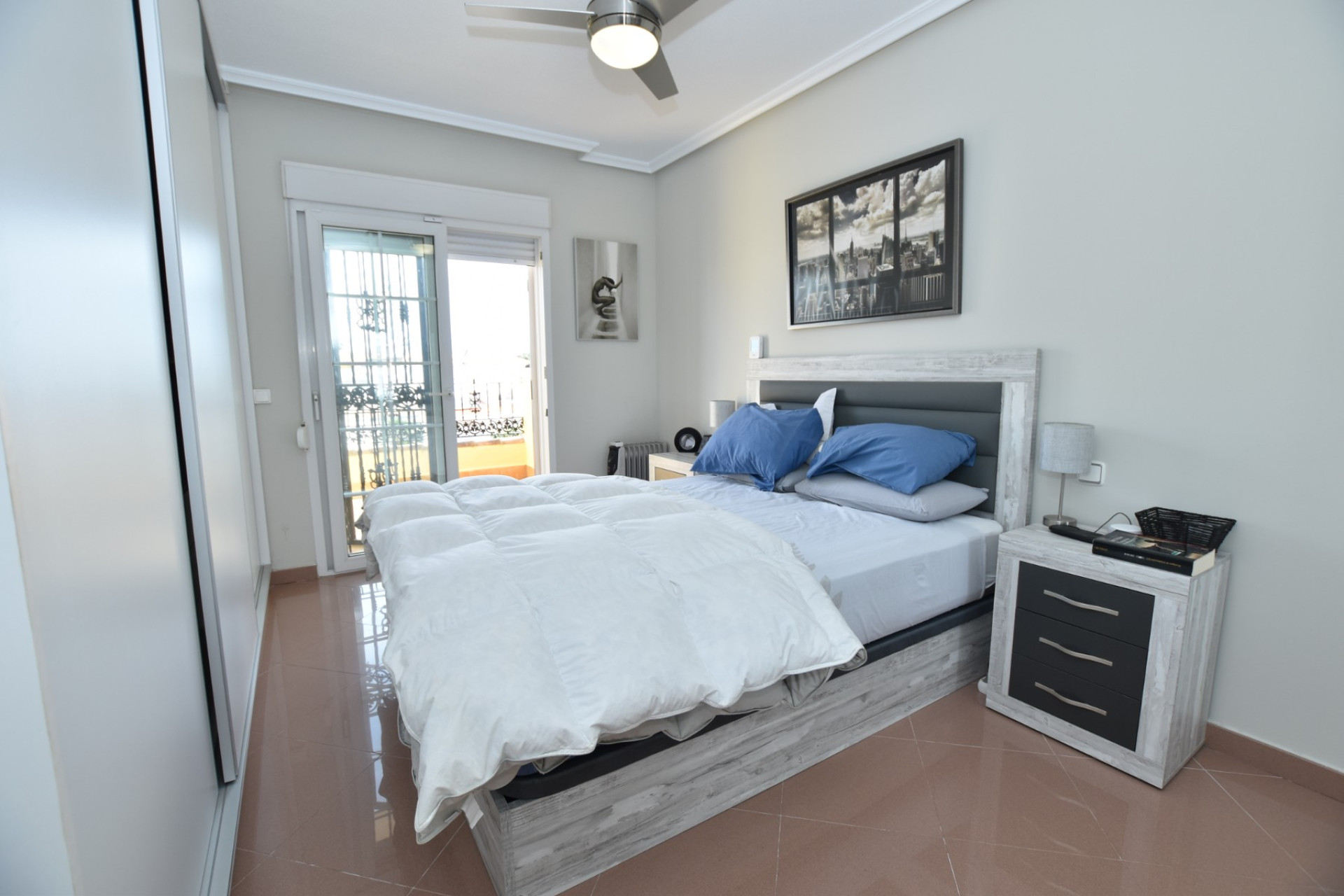 Odsprzedaż - Villa - Orihuela Costa - Los Dolses