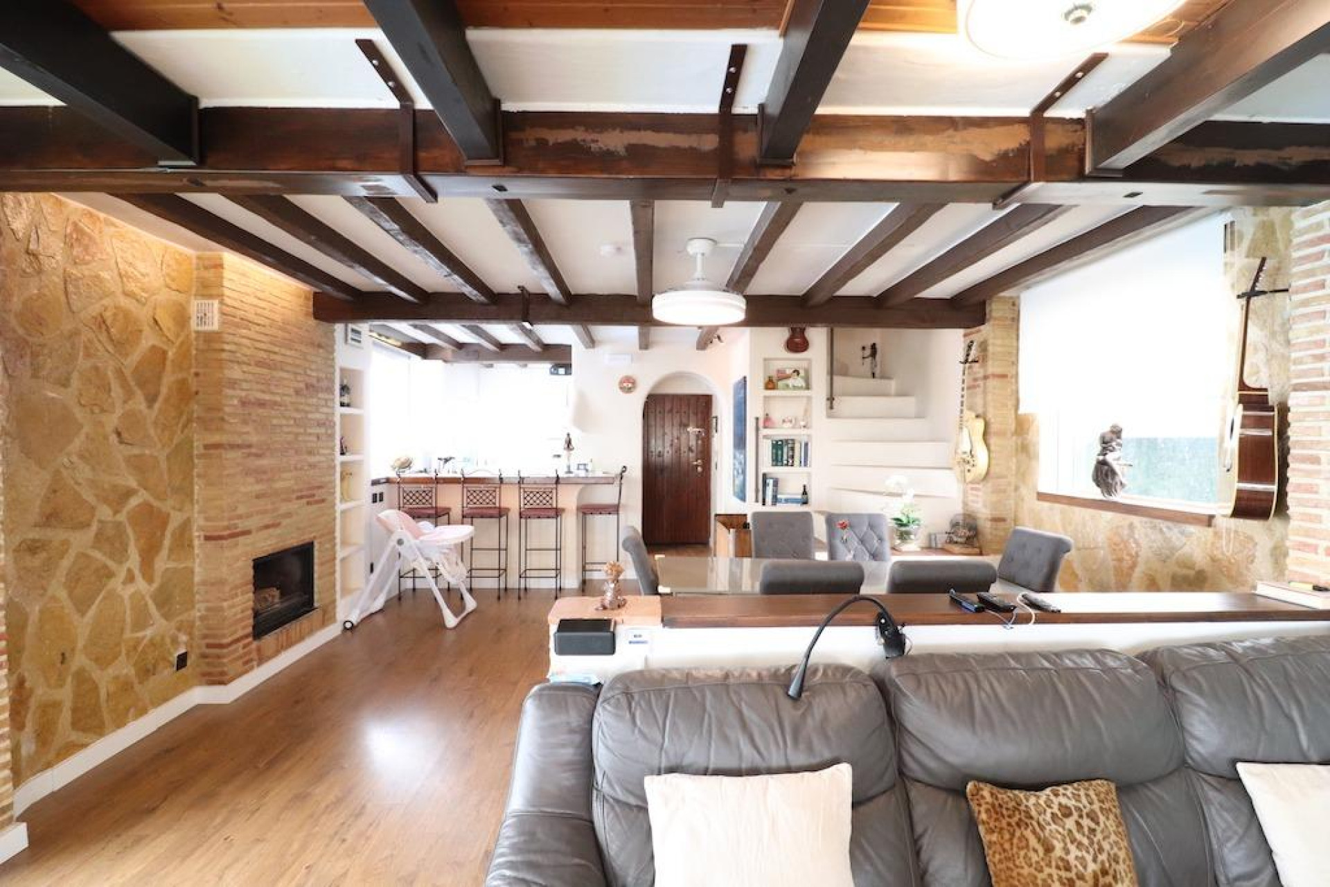 Odsprzedaż - Villa - Orihuela Costa - Montezenia