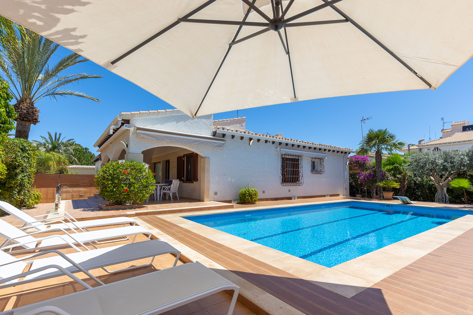 Odsprzedaż - Villa - Orihuela Costa - Punta Prima