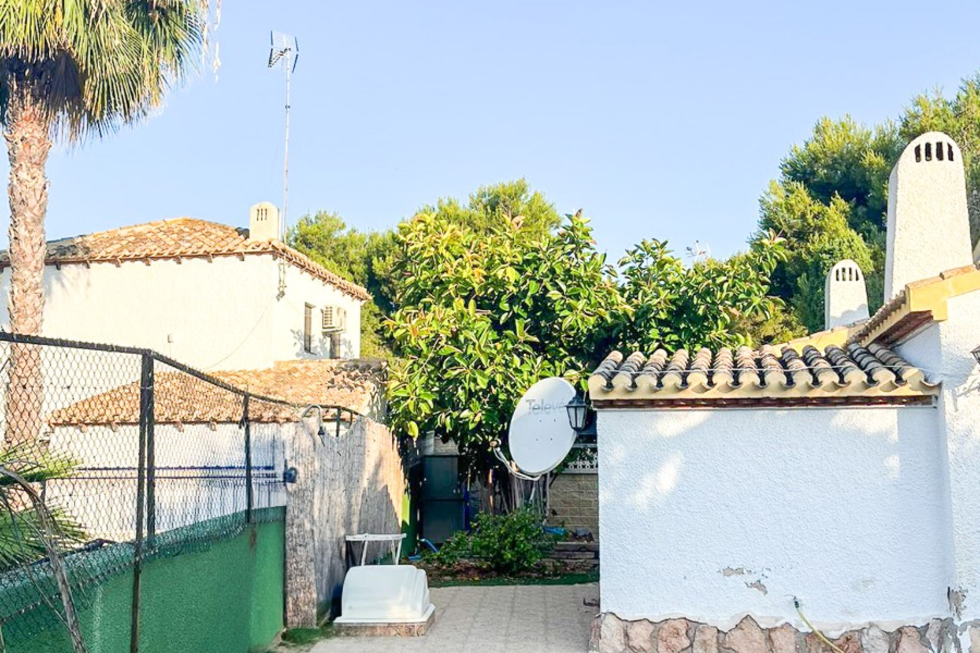 Odsprzedaż - Villa - Orihuela Costa - Punta Prima