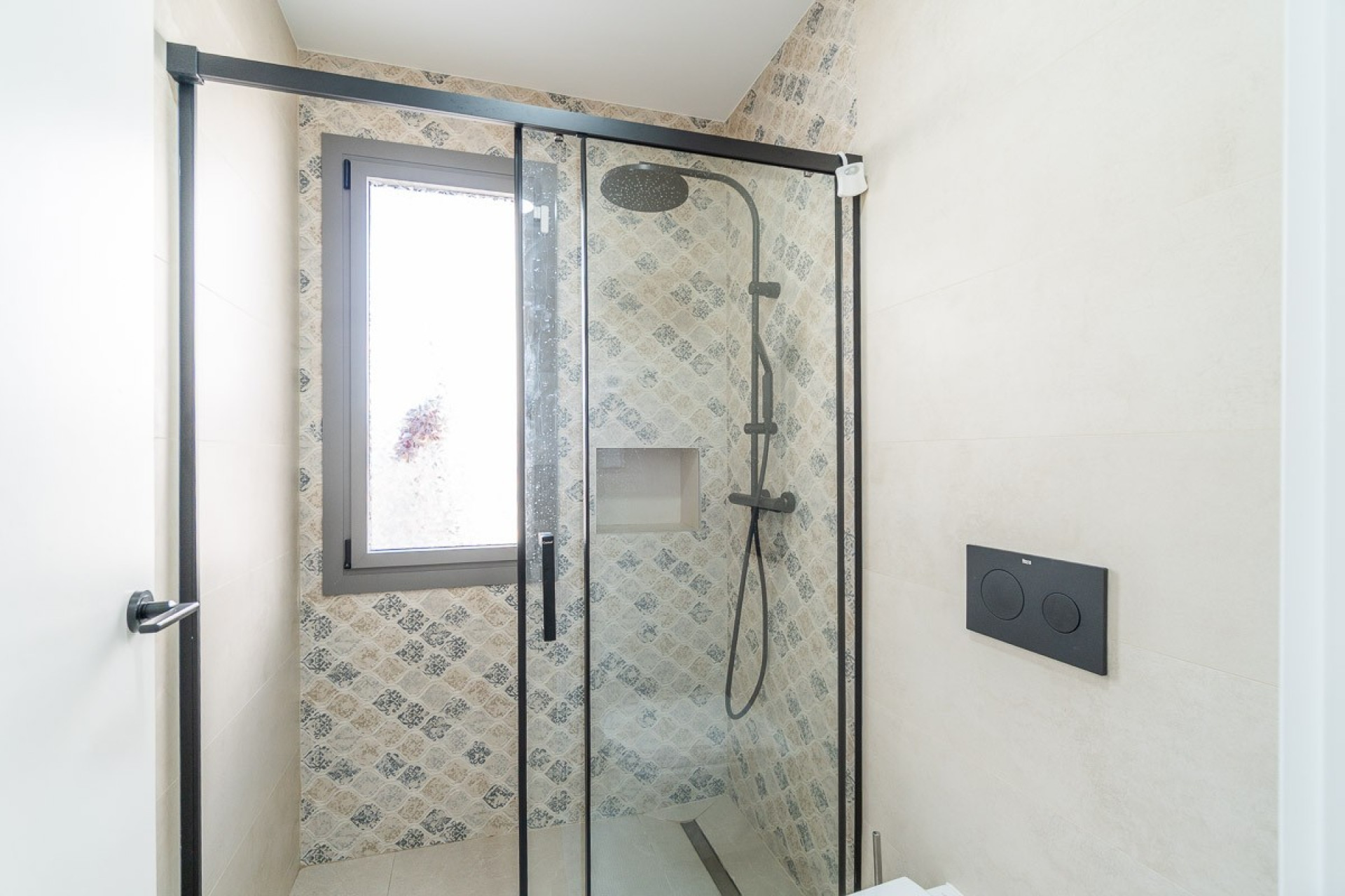 Odsprzedaż - Villa - Orihuela Costa - Villamartin Golf