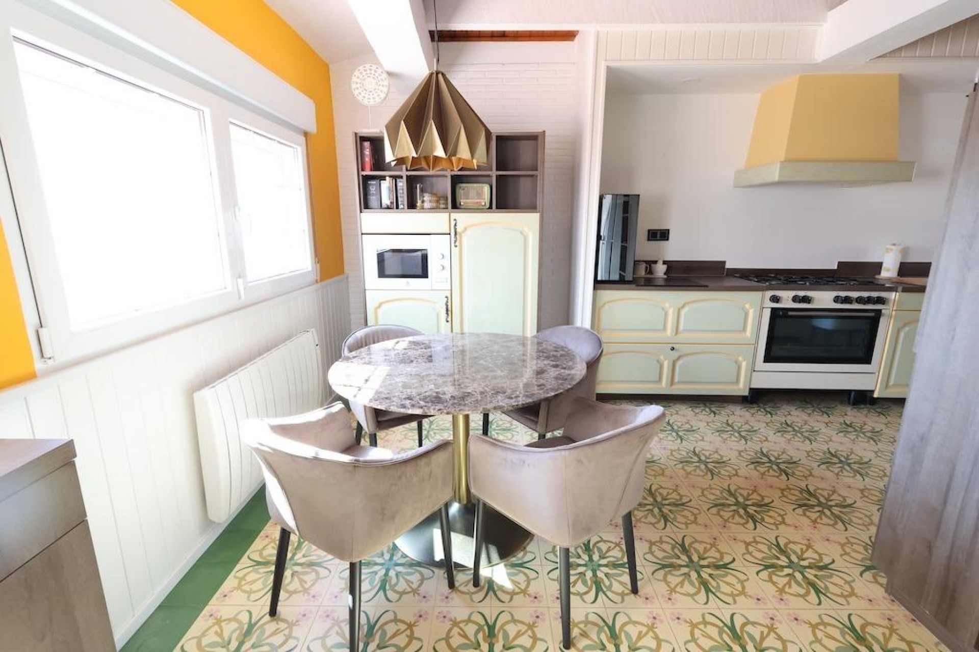 Odsprzedaż - Villa - Orihuela Costa - Villamartín