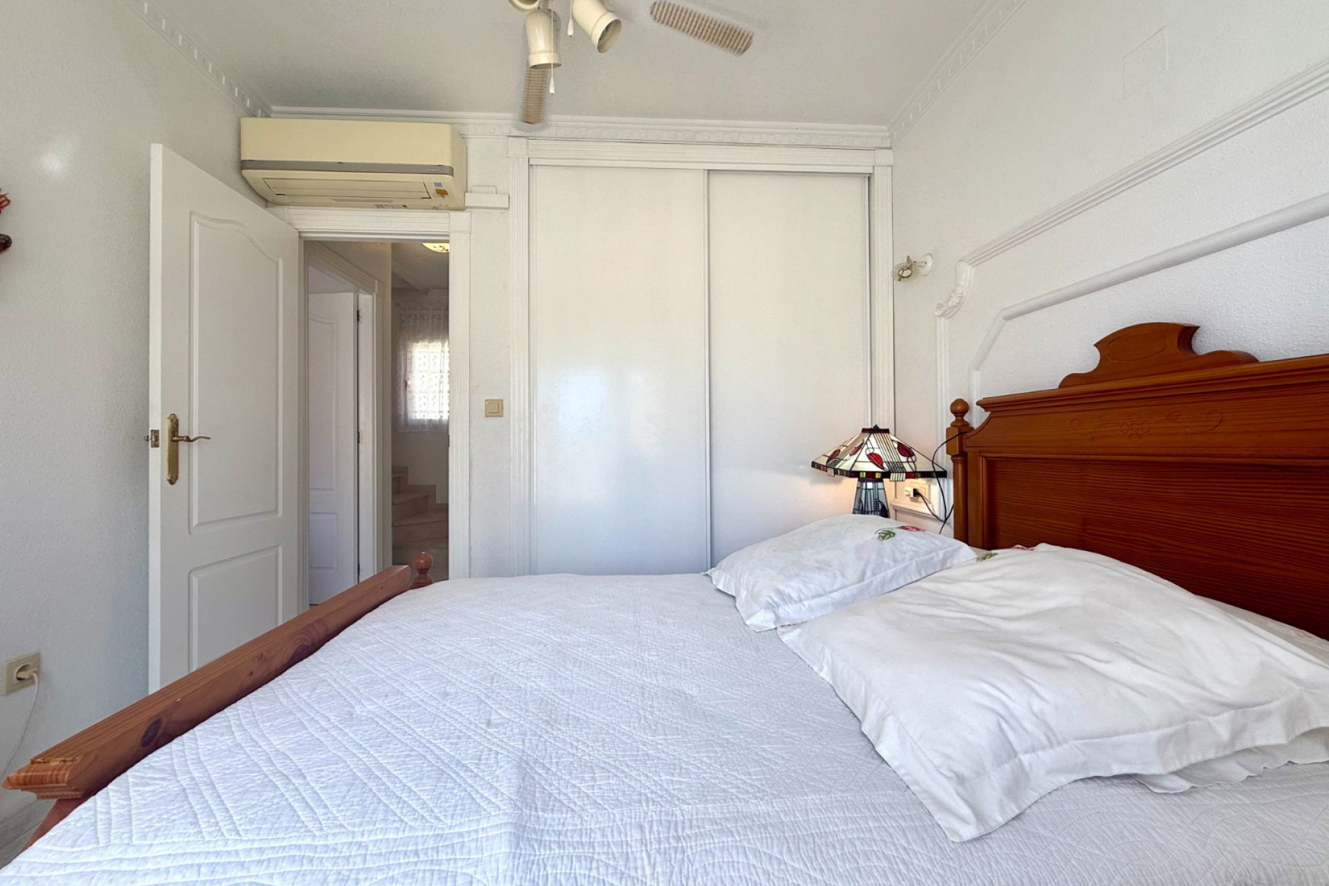 Odsprzedaż - Villa - Orihuela Costa - Villamartín