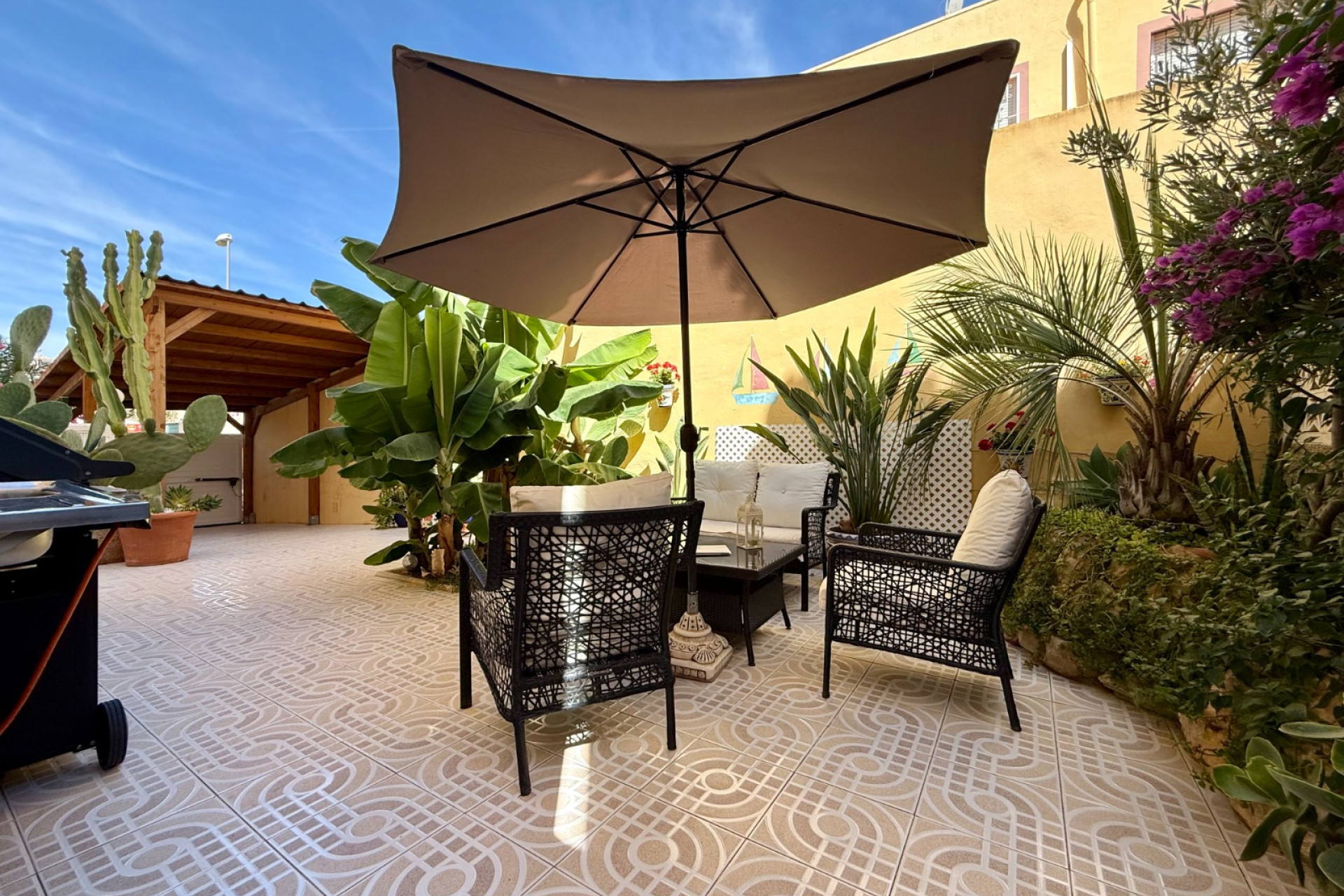 Odsprzedaż - Villa - Orihuela Costa - Villamartín