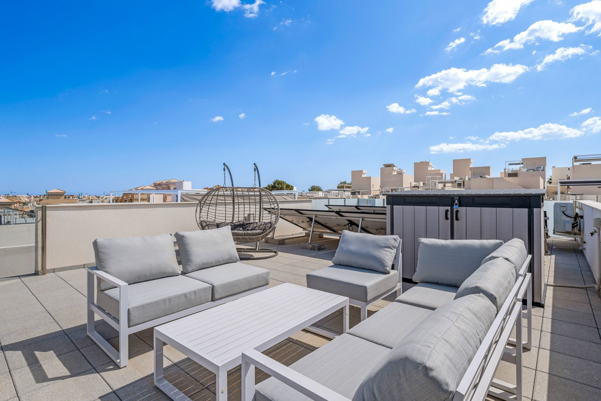 Odsprzedaż - Villa - Orihuela Costa - Villamartín