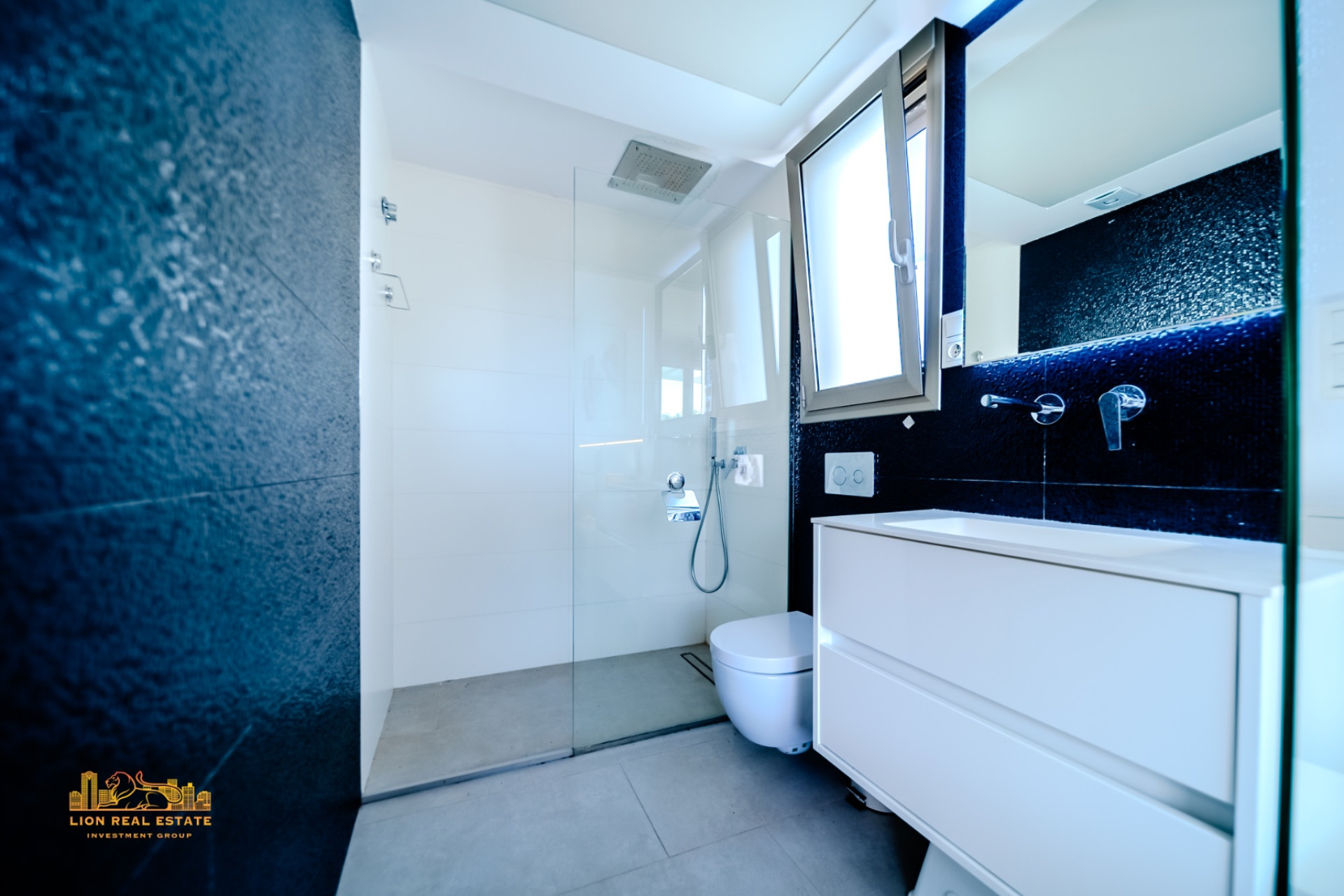 Odsprzedaż - Villa - Orihuela Costa - Villamartín