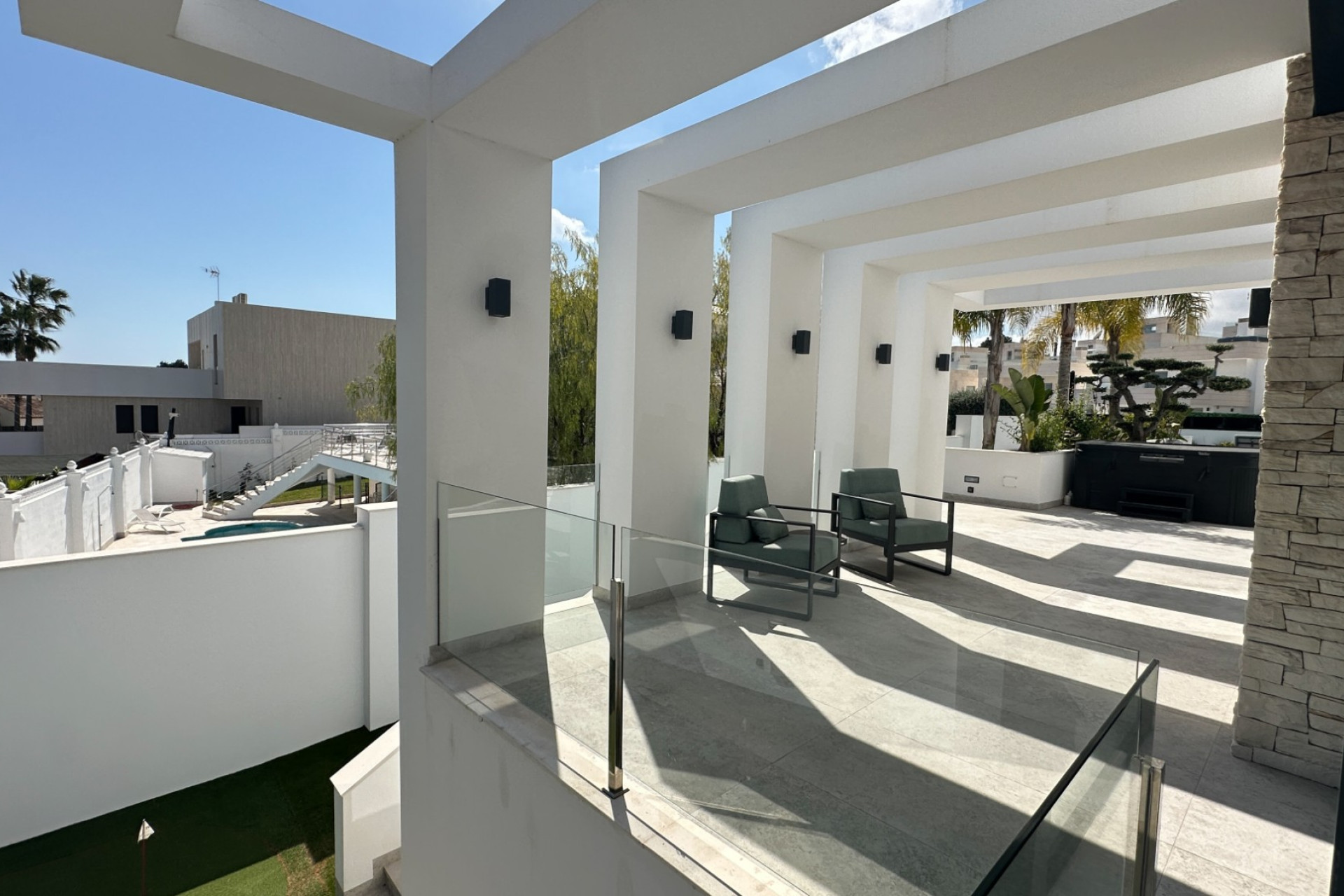 Odsprzedaż - Villa - Orihuela Costa - Villamartín