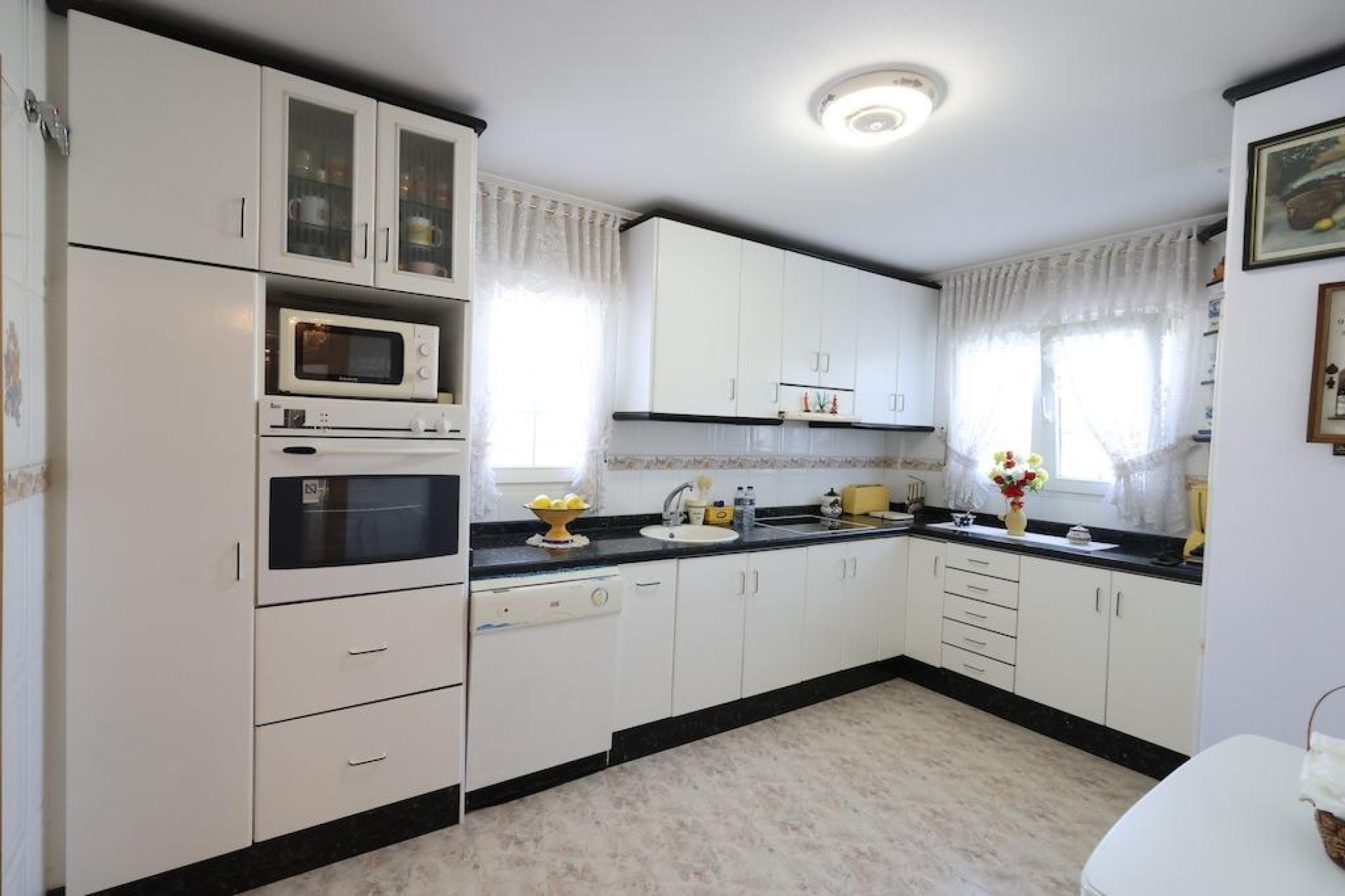 Odsprzedaż - Villa - Orihuela Costa - Villamartín