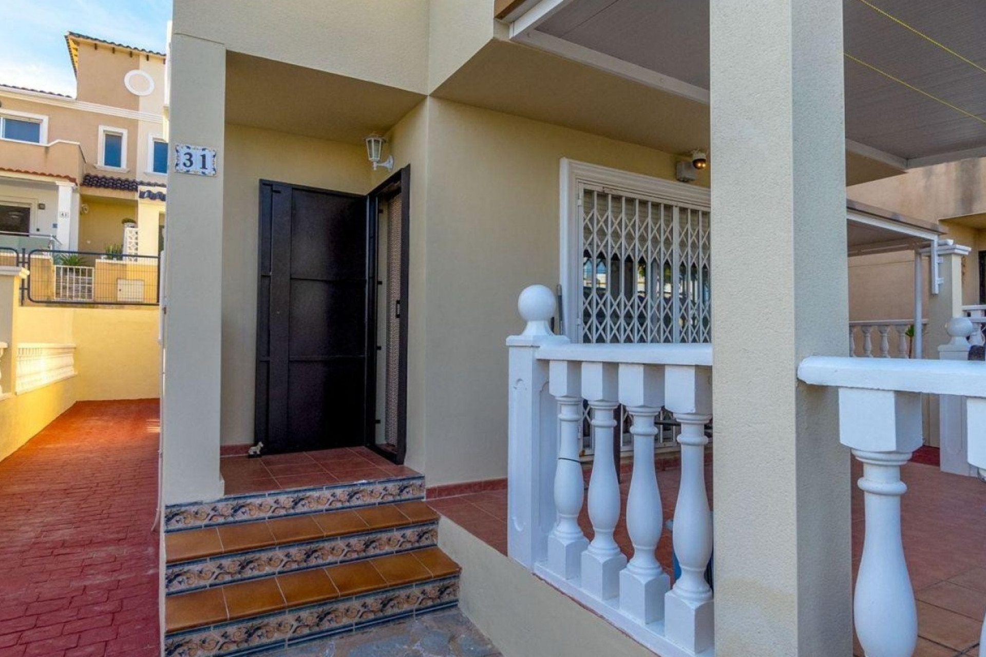 Odsprzedaż - Villa - Orihuela Costa - Villamartín