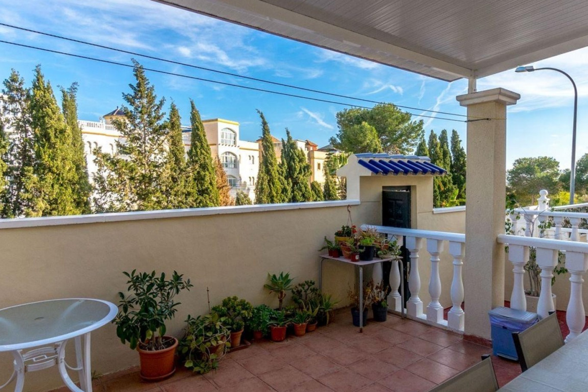 Odsprzedaż - Villa - Orihuela Costa - Villamartín