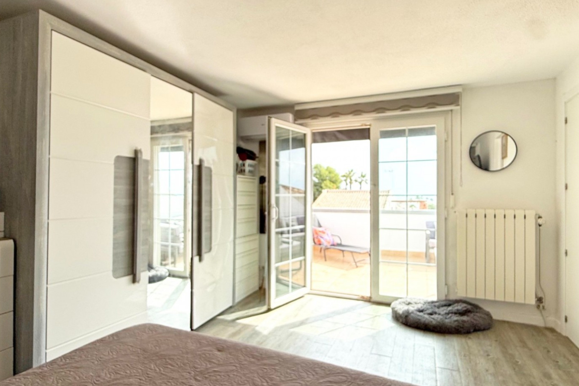 Odsprzedaż - Villa - Orihuela Costa - Villamartín