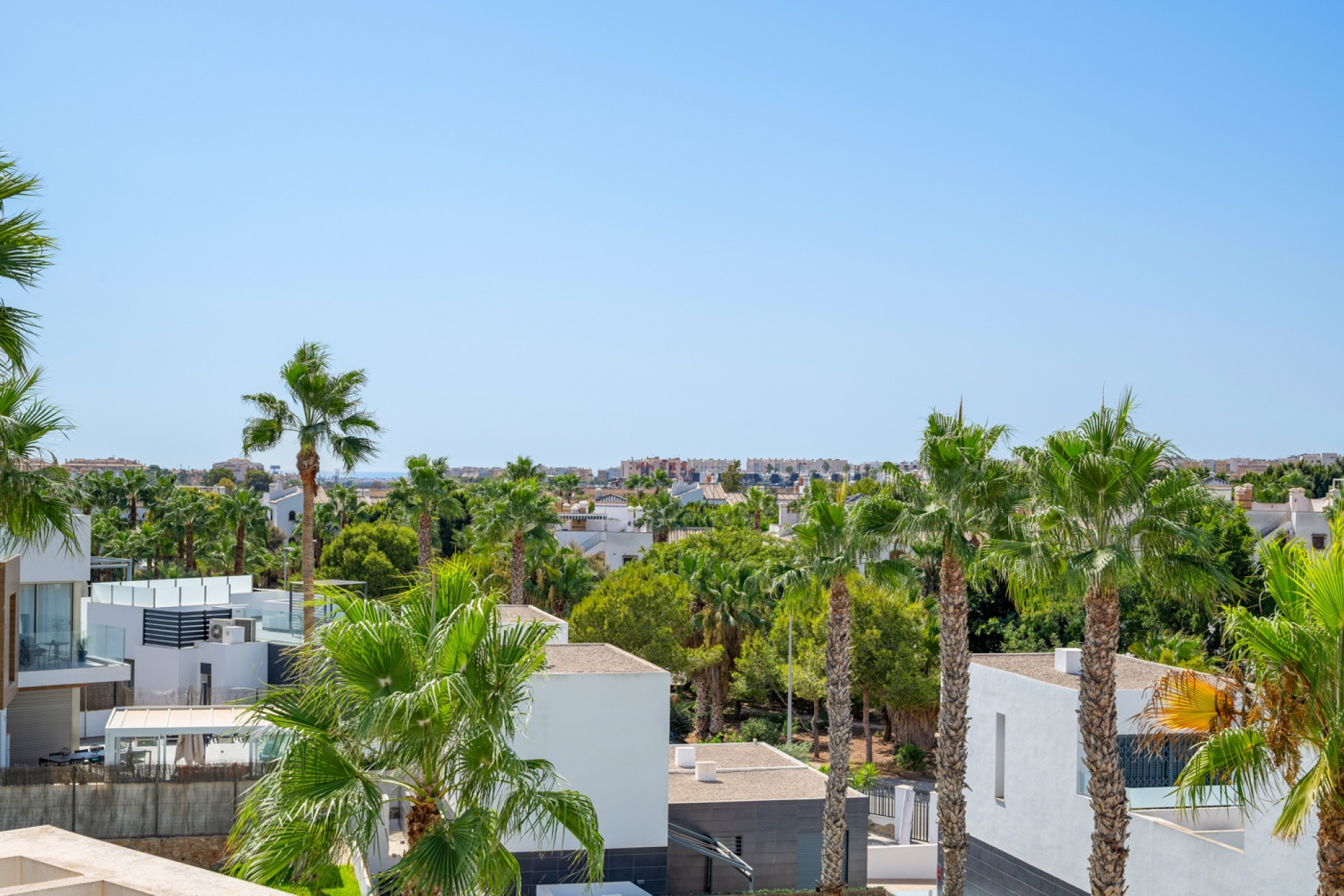 Odsprzedaż - Villa - Orihuela Costa - Villamartín