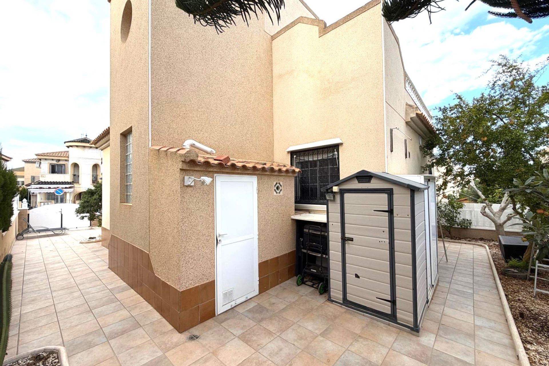 Odsprzedaż - Villa - Orihuela Costa - Villamartín