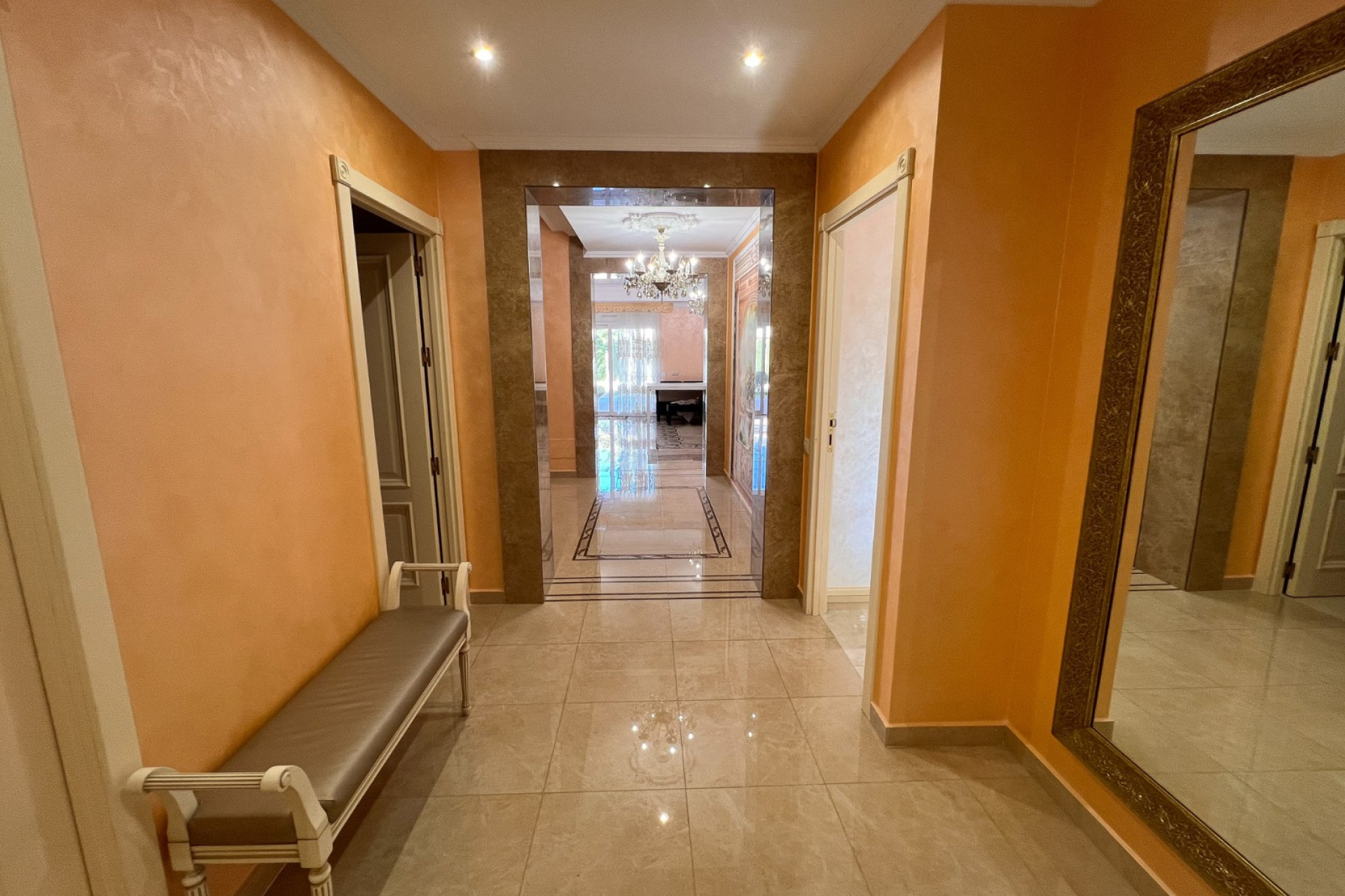 Odsprzedaż - Villa - Orihuela Costa
