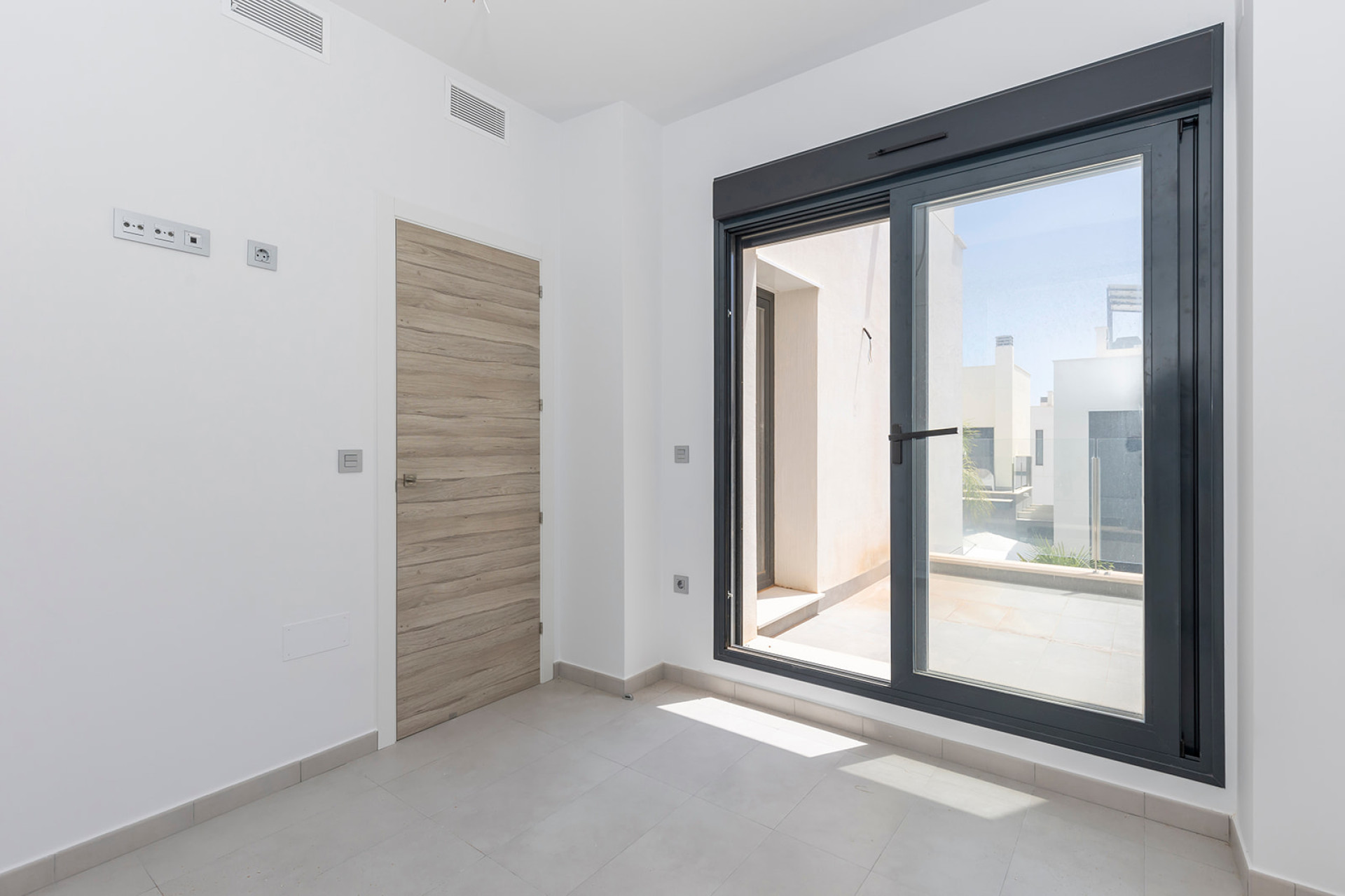 Odsprzedaż - Villa - Orihuela - Orihuela Costa