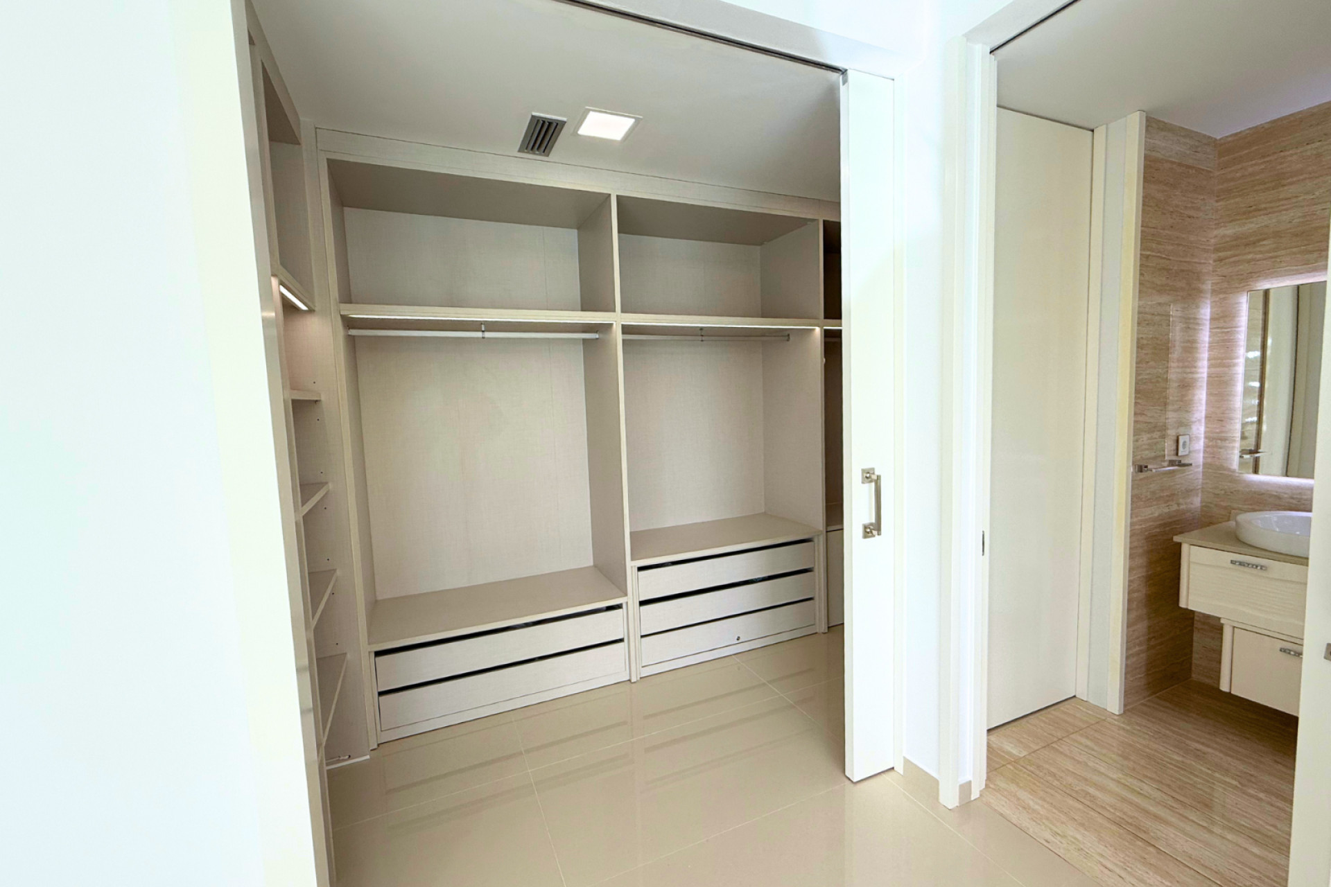 Odsprzedaż - Villa - San Miguel de Salinas