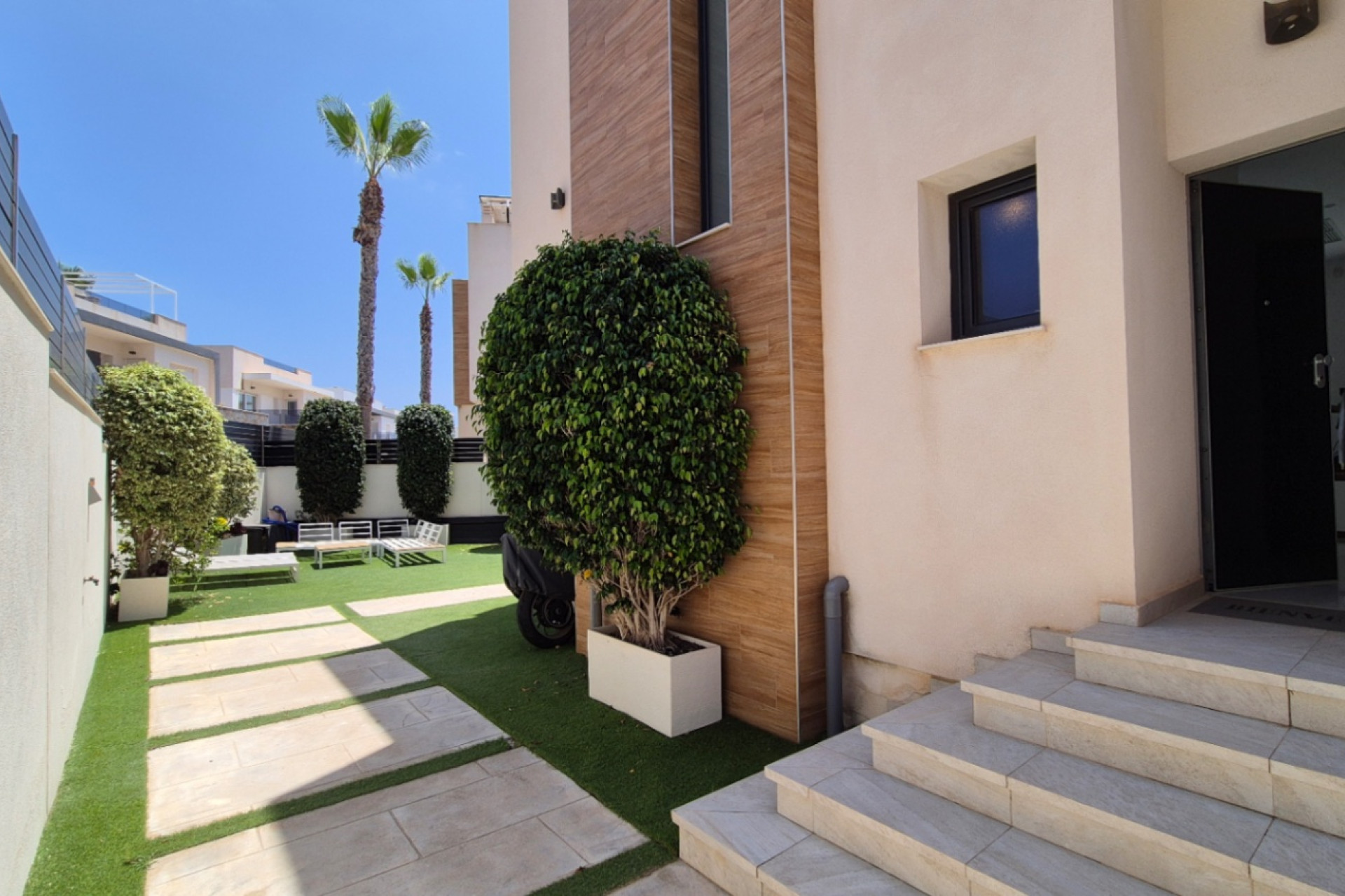 Odsprzedaż - Villa - Torrevieja - Costa Blanca Sur