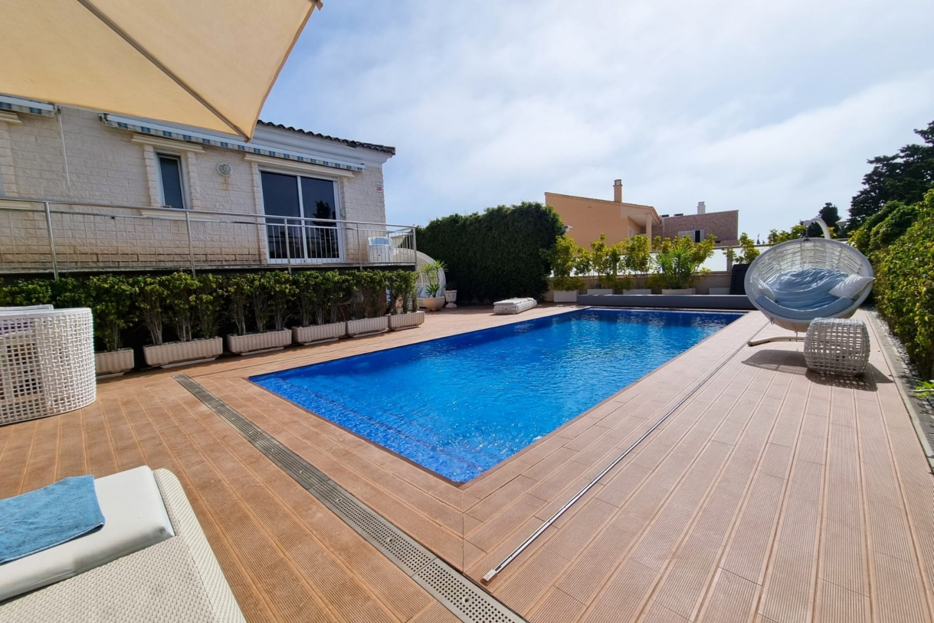 Odsprzedaż - Villa - Torrevieja - La Mata