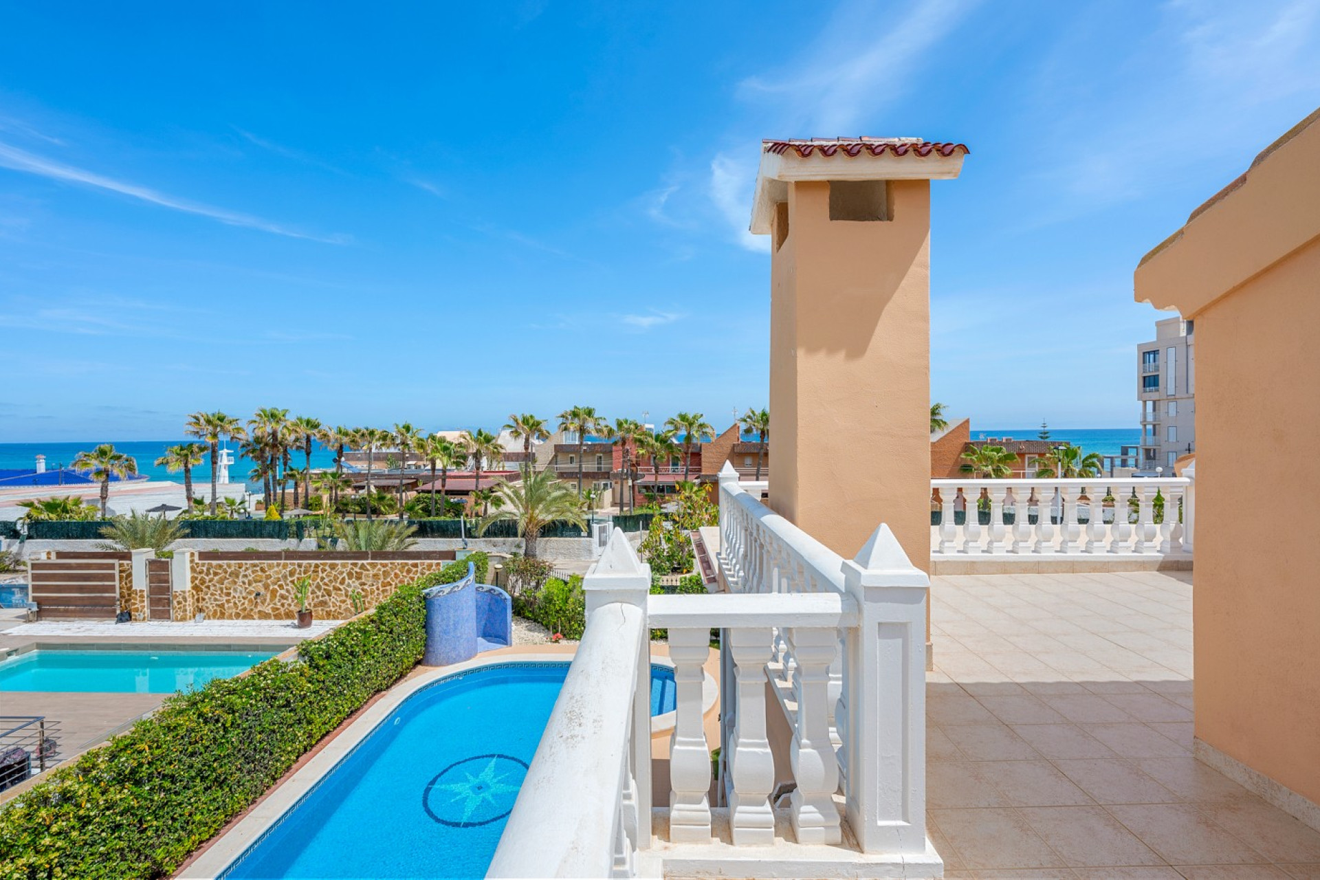 Odsprzedaż - Villa - Torrevieja - La Mata