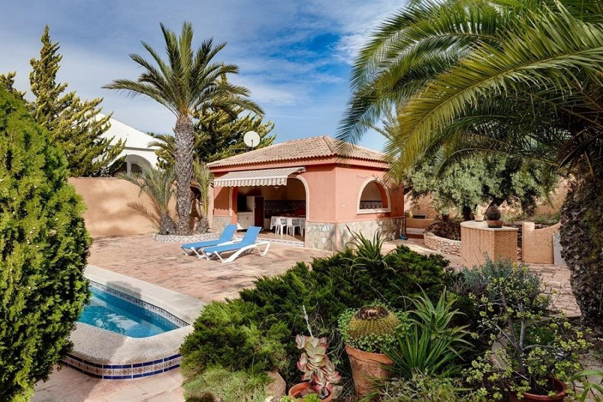 Odsprzedaż - Villa - Torrevieja - La Siesta - El Salado -  Torreta