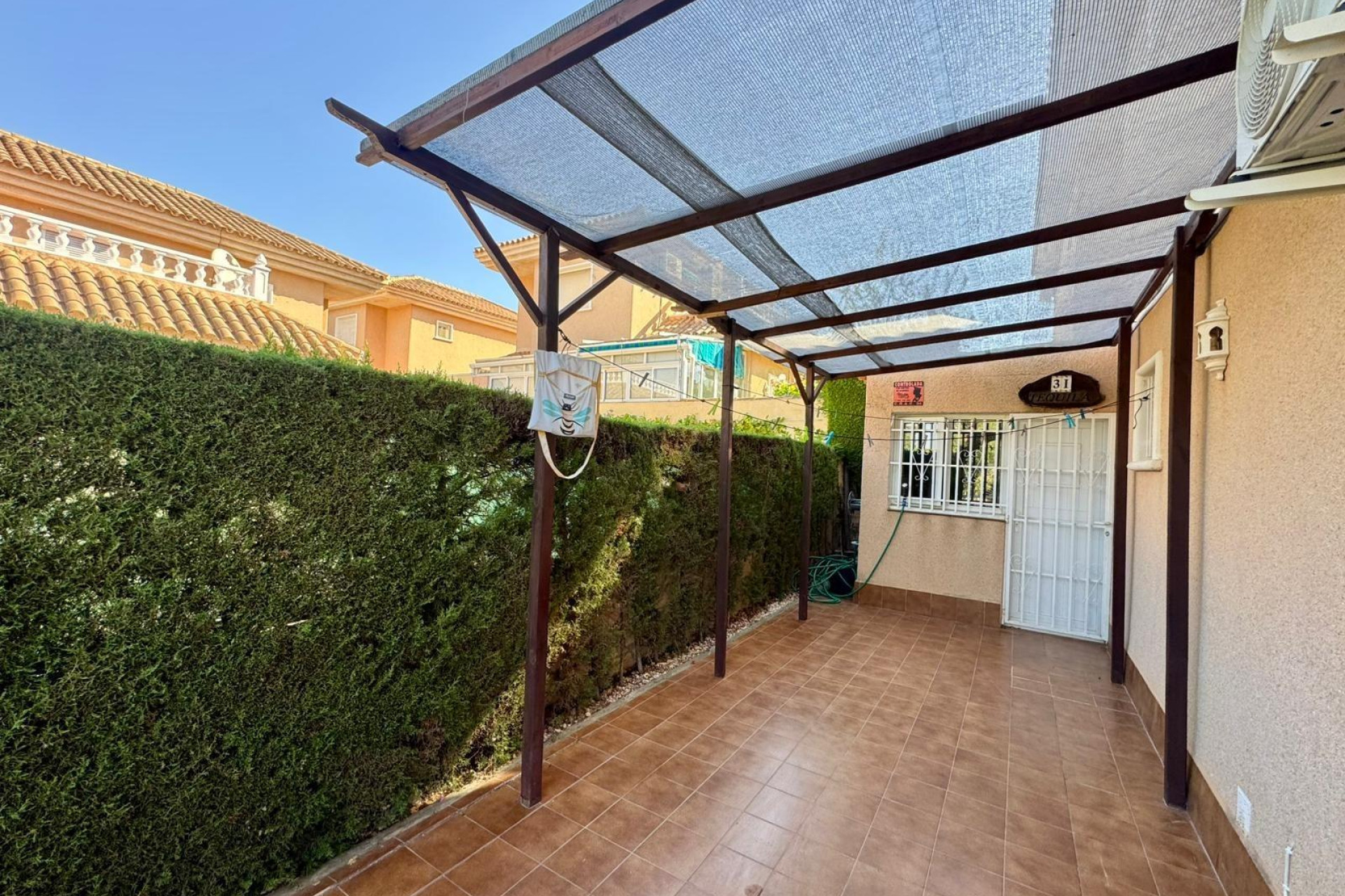 Odsprzedaż - Villa - Torrevieja - Los Altos