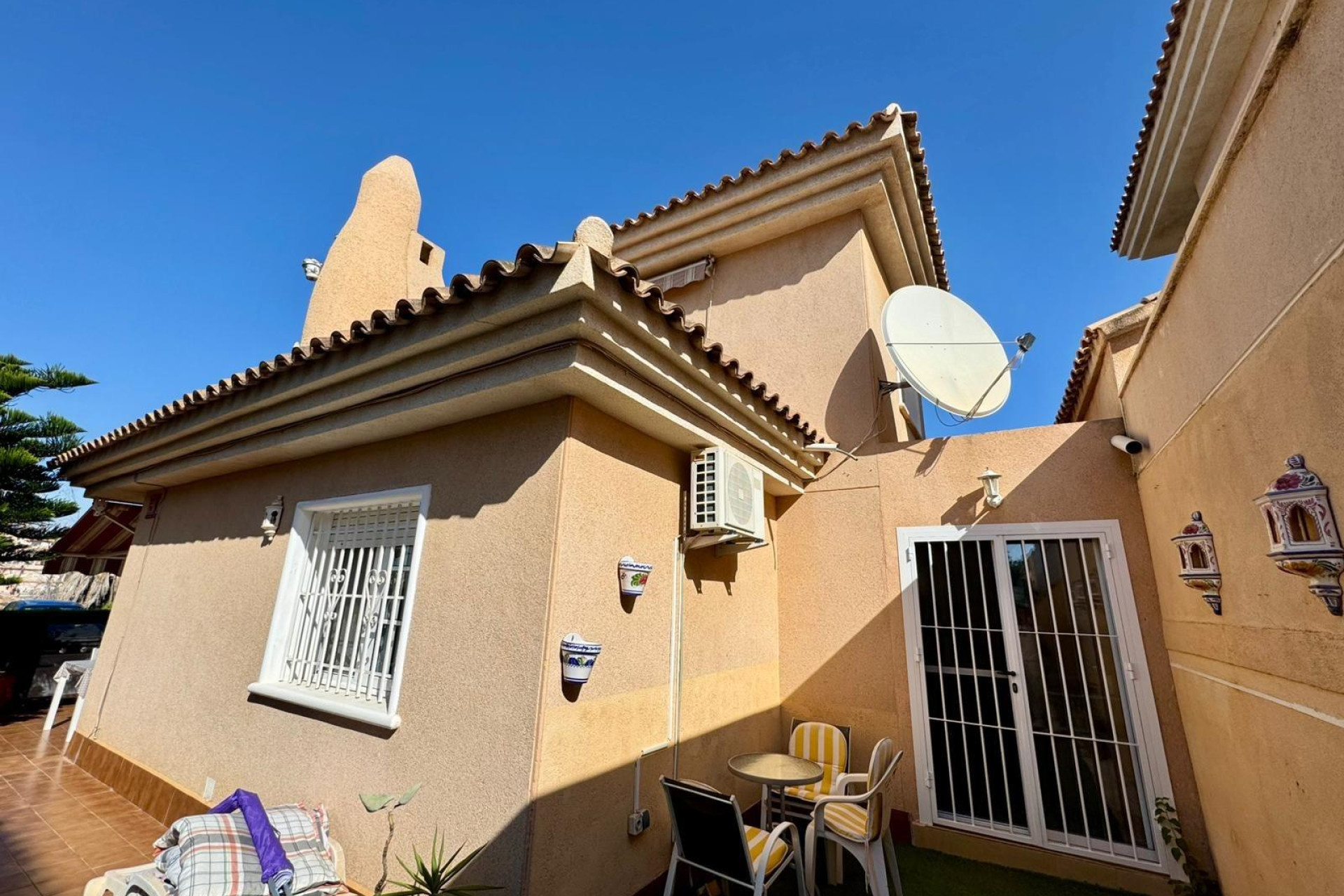 Odsprzedaż - Villa - Torrevieja - Los Altos