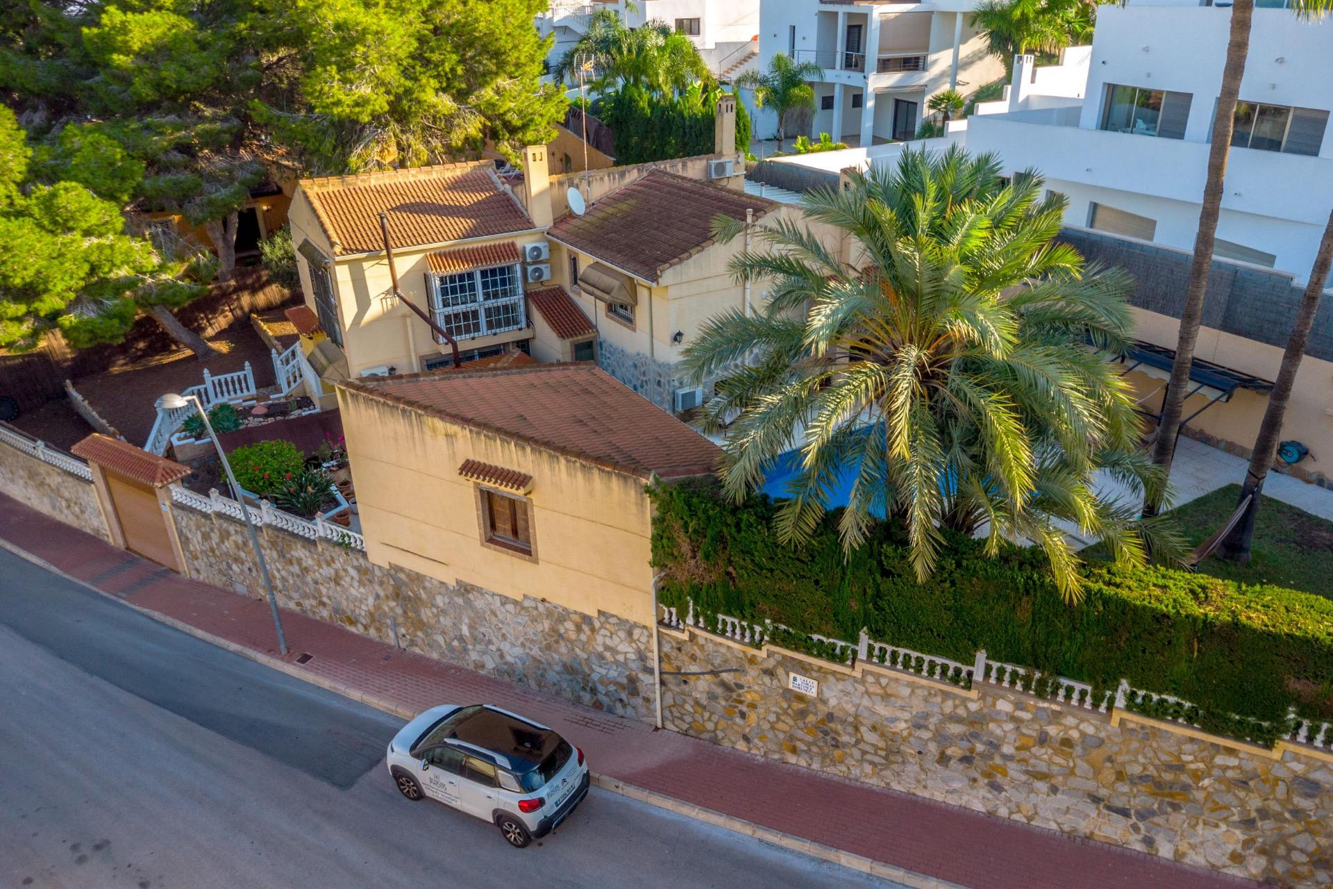 Odsprzedaż - Villa - Torrevieja - Los Balcones