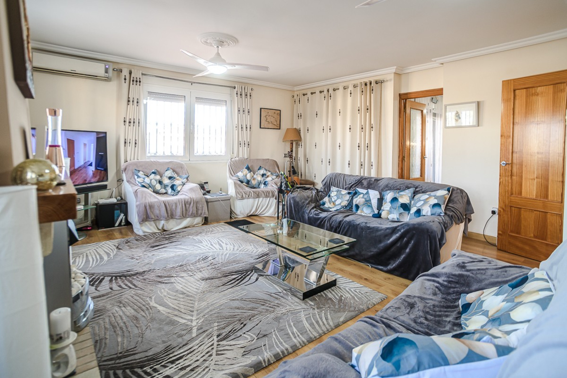 Odsprzedaż - Villa - Torrevieja - Los Balcones