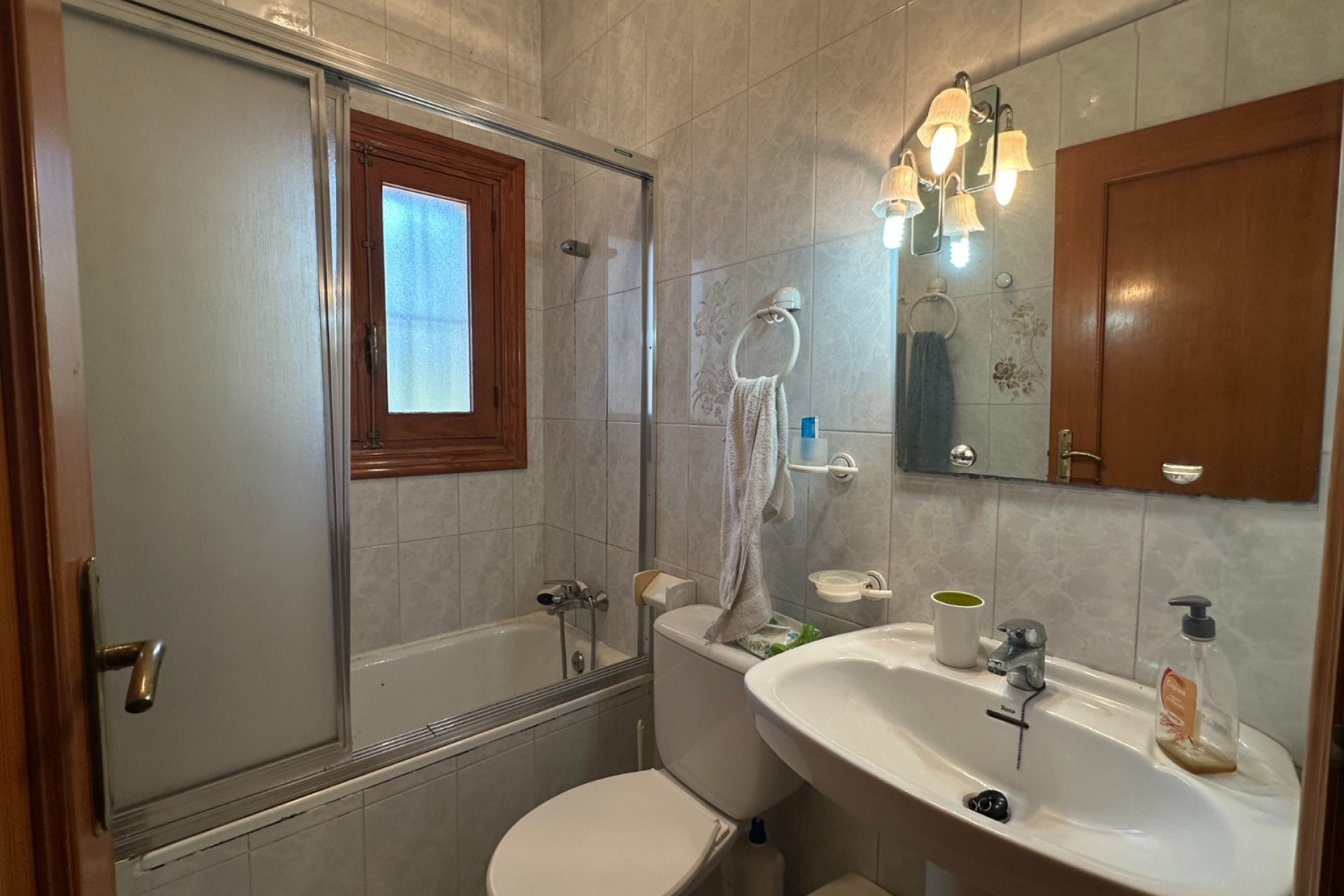 Odsprzedaż - Villa - Torrevieja - Los Balcones