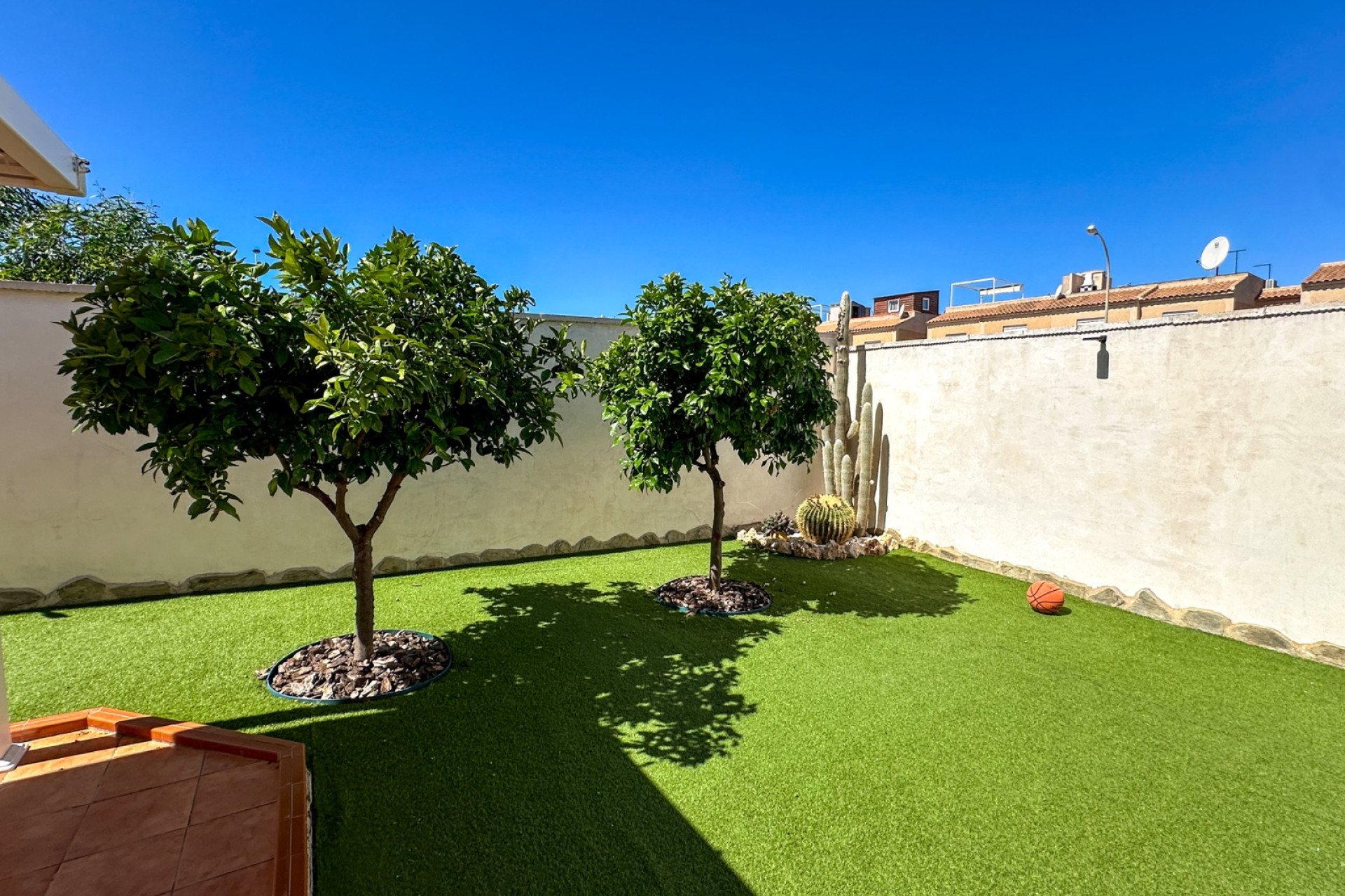 Odsprzedaż - Villa - Torrevieja - Nueva Torrevieja - Aguas Nuevas