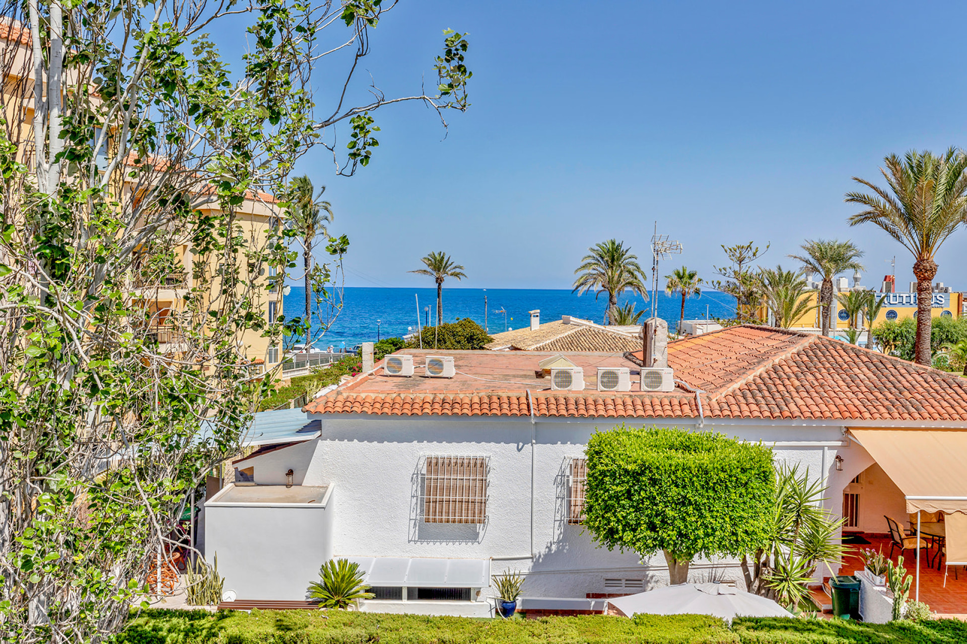 Odsprzedaż - Villa - Torrevieja - Rocio del Mar