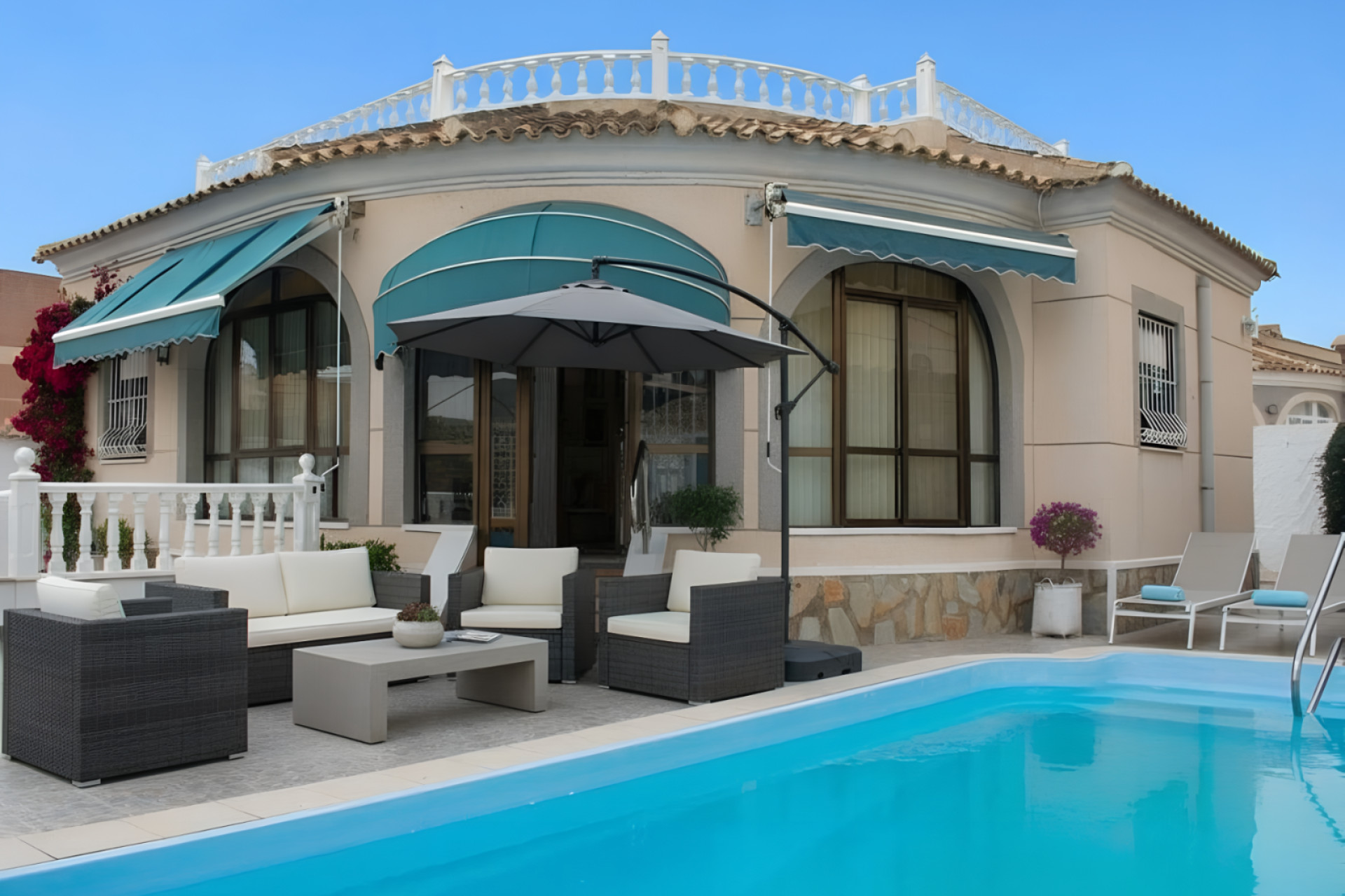 Odsprzedaż - Villa - Torrevieja