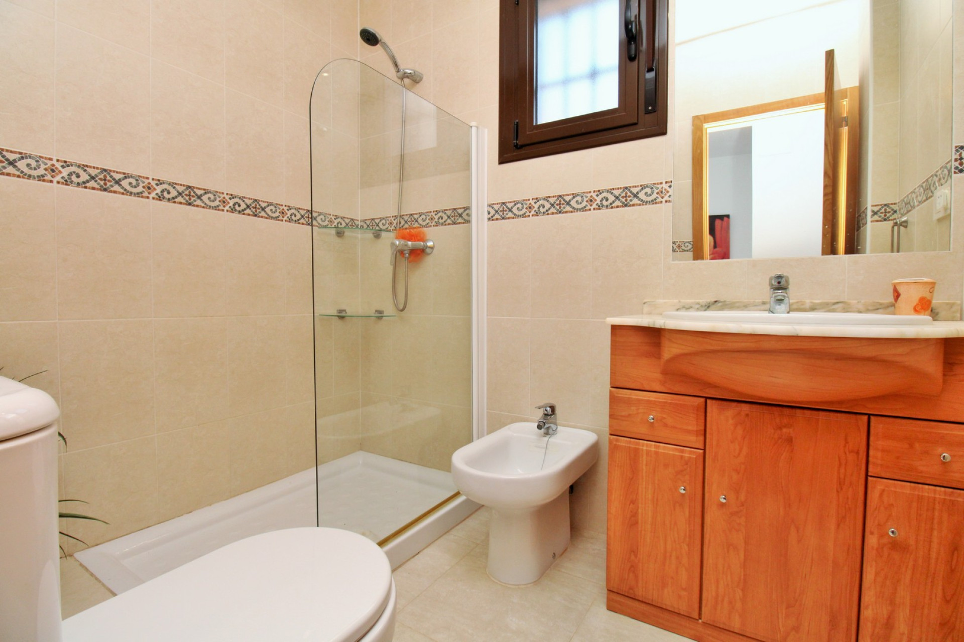 Odsprzedaż - Villa - Villamartín - PAU 8