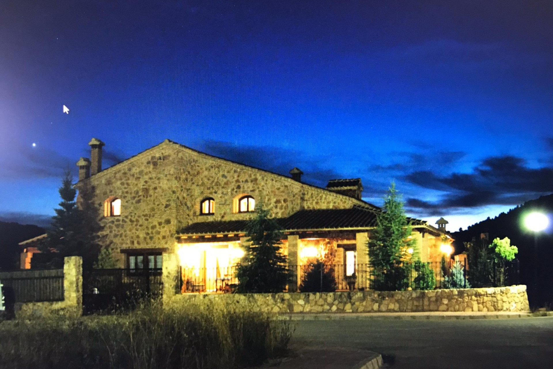 Odsprzedaż - Villa - 